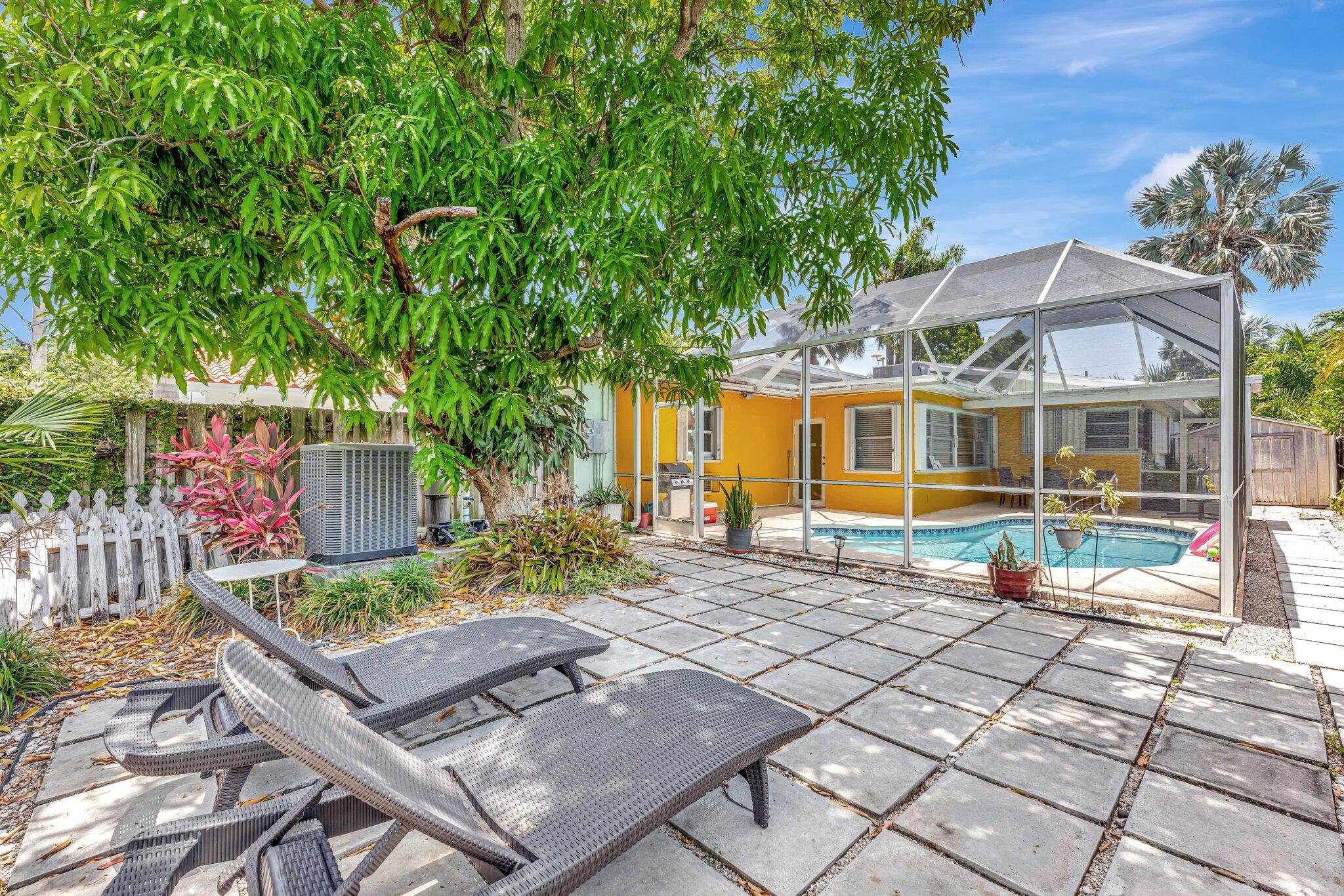 2BR – SingleFamilyResidence at 1246 Johnson Street
