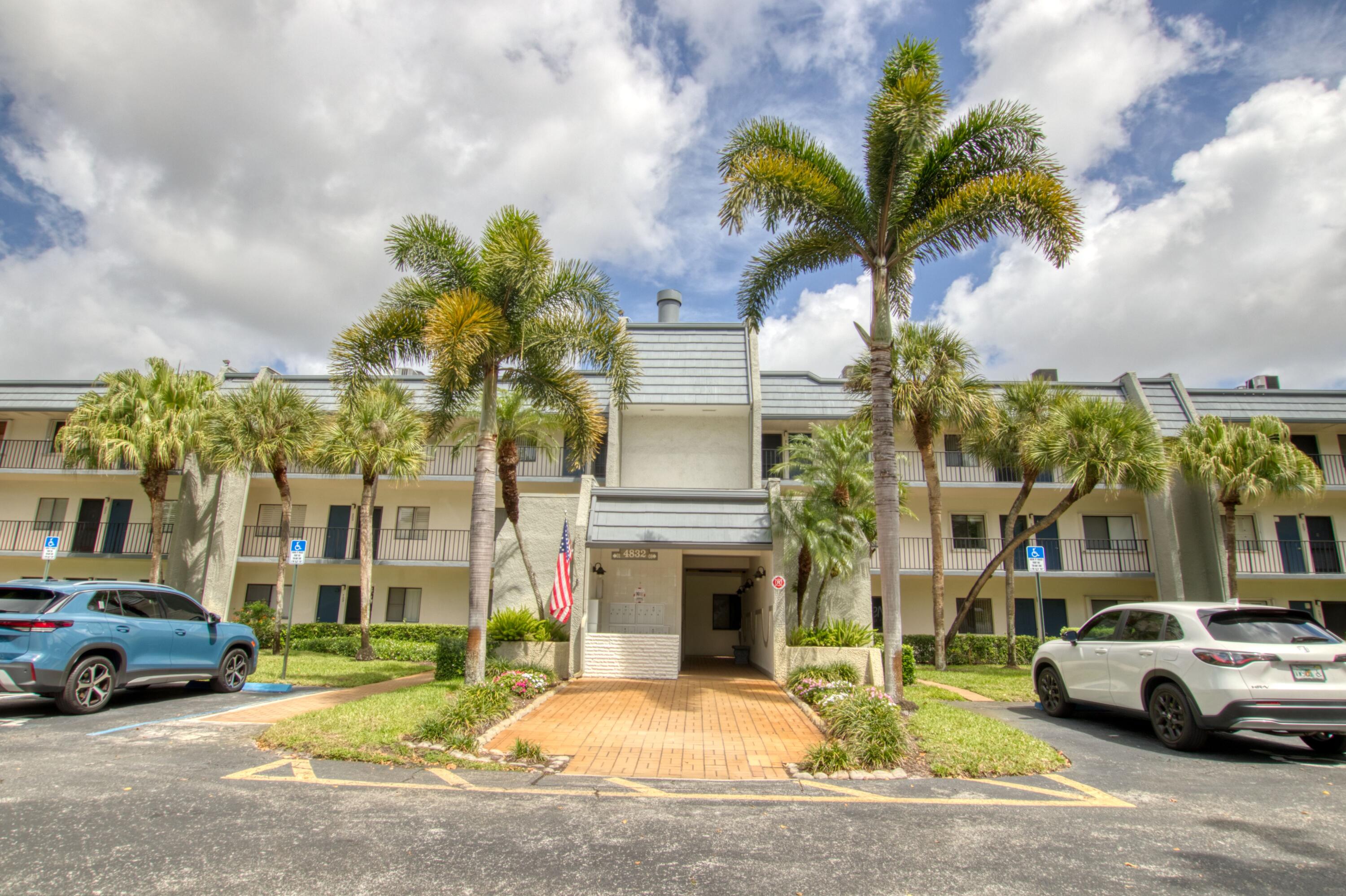 1BR – Condominium at 4832 Esedra Court #204