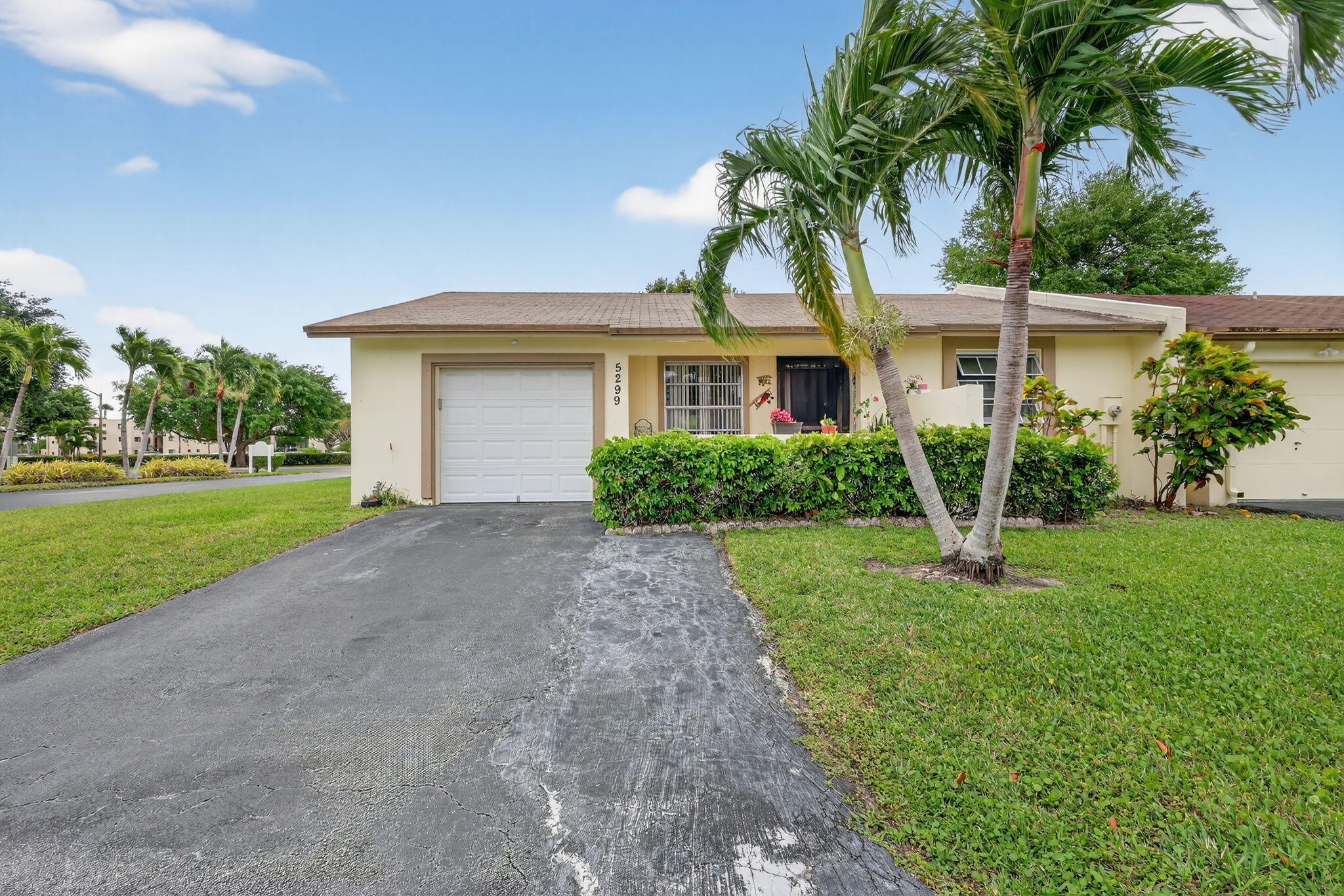 2BR – RNT at 5299 Copperleaf Circle