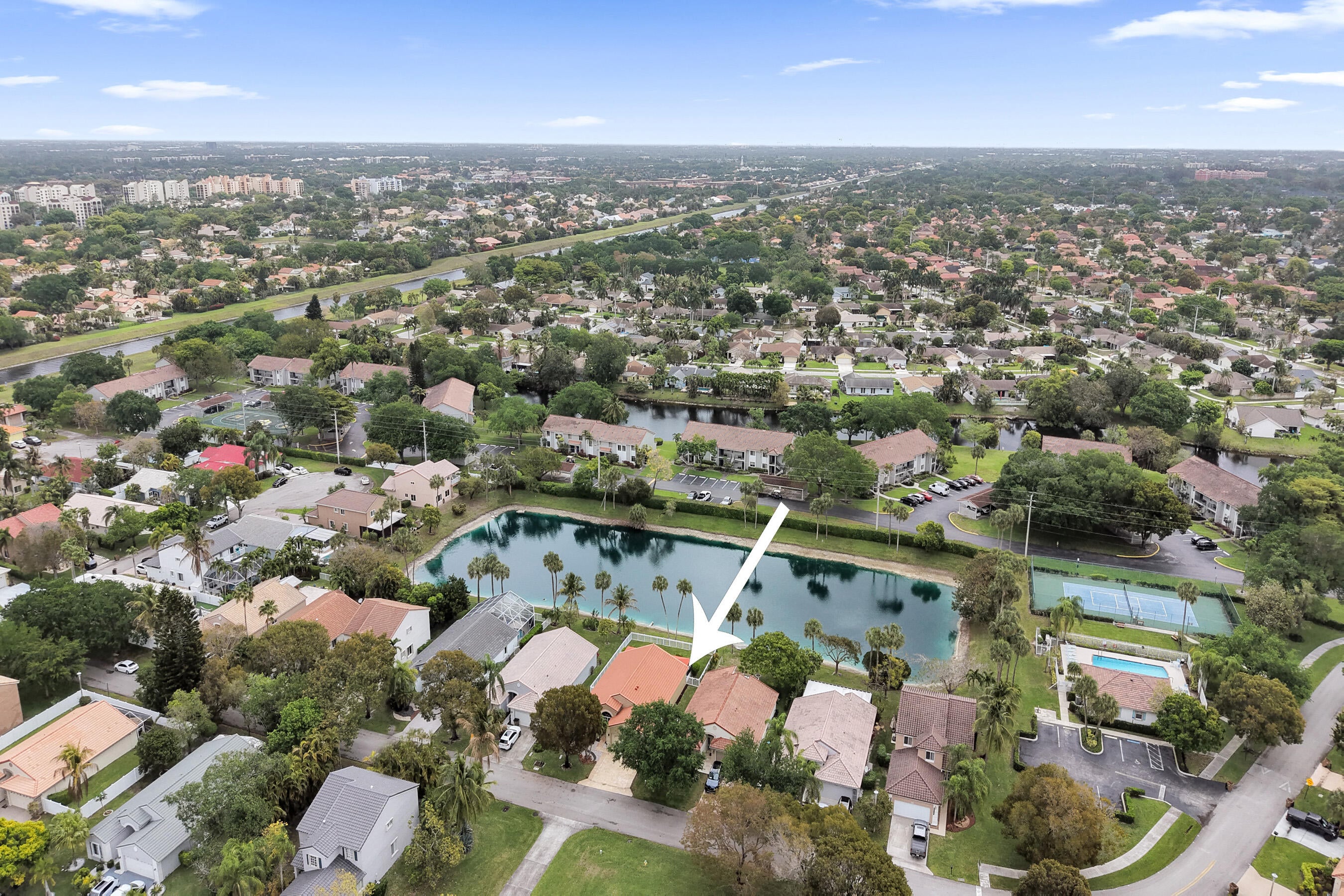 4BR – SingleFamilyResidence at 600 NW 45th Avenue