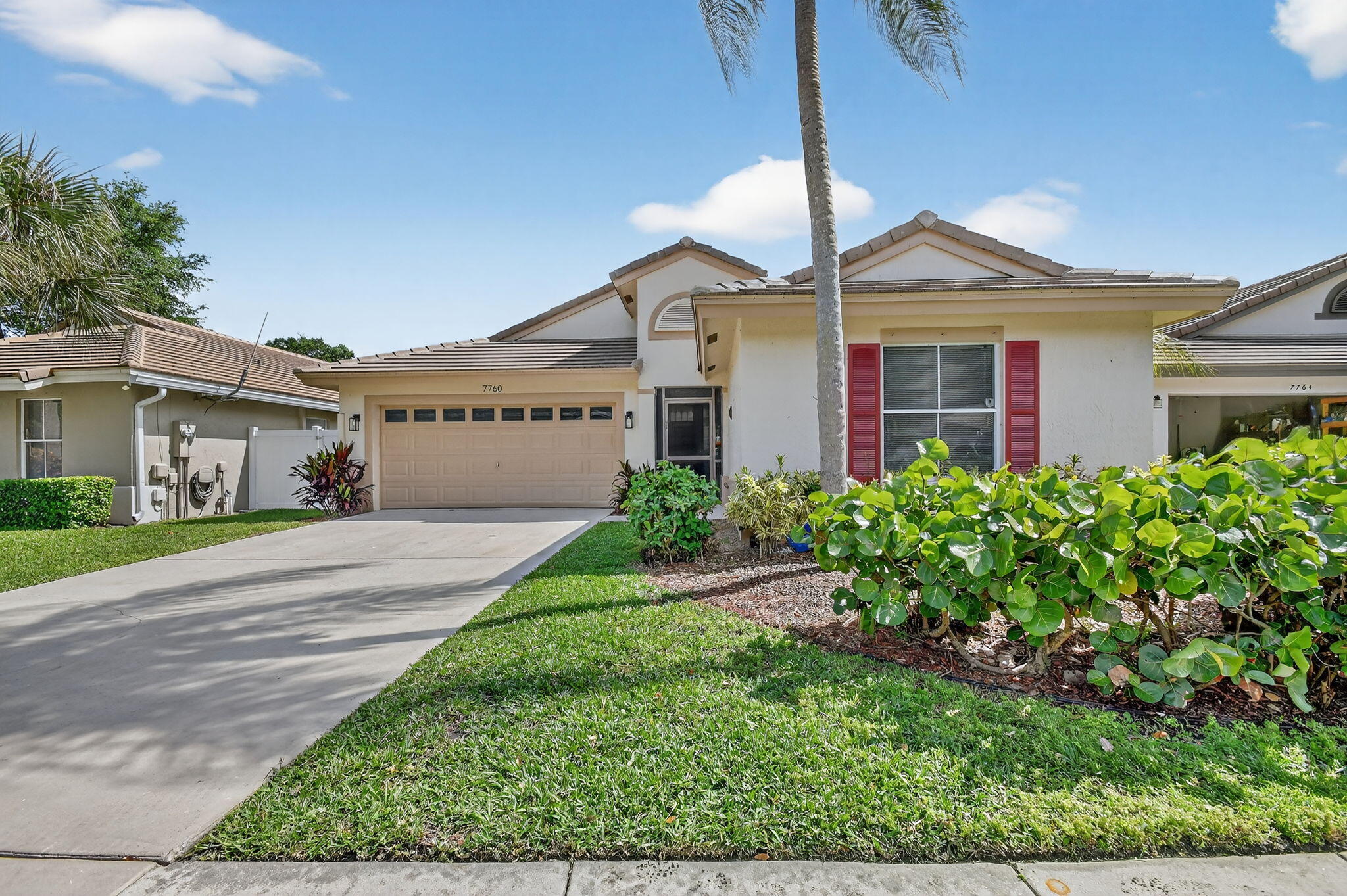4BR – SingleFamilyResidence at 7760 Manor Forest Lane