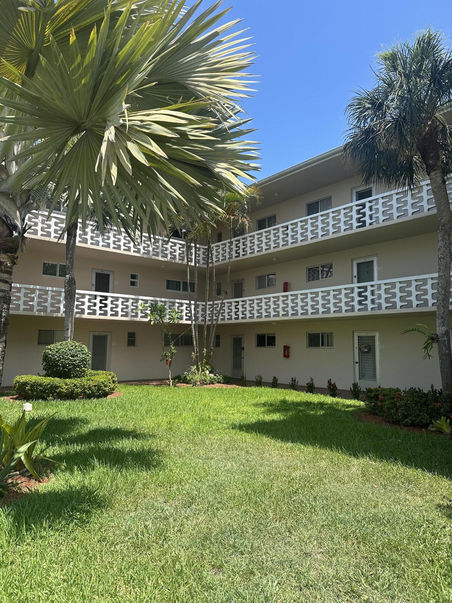 2BR – Condominium at 2812 S Garden Dr S #304