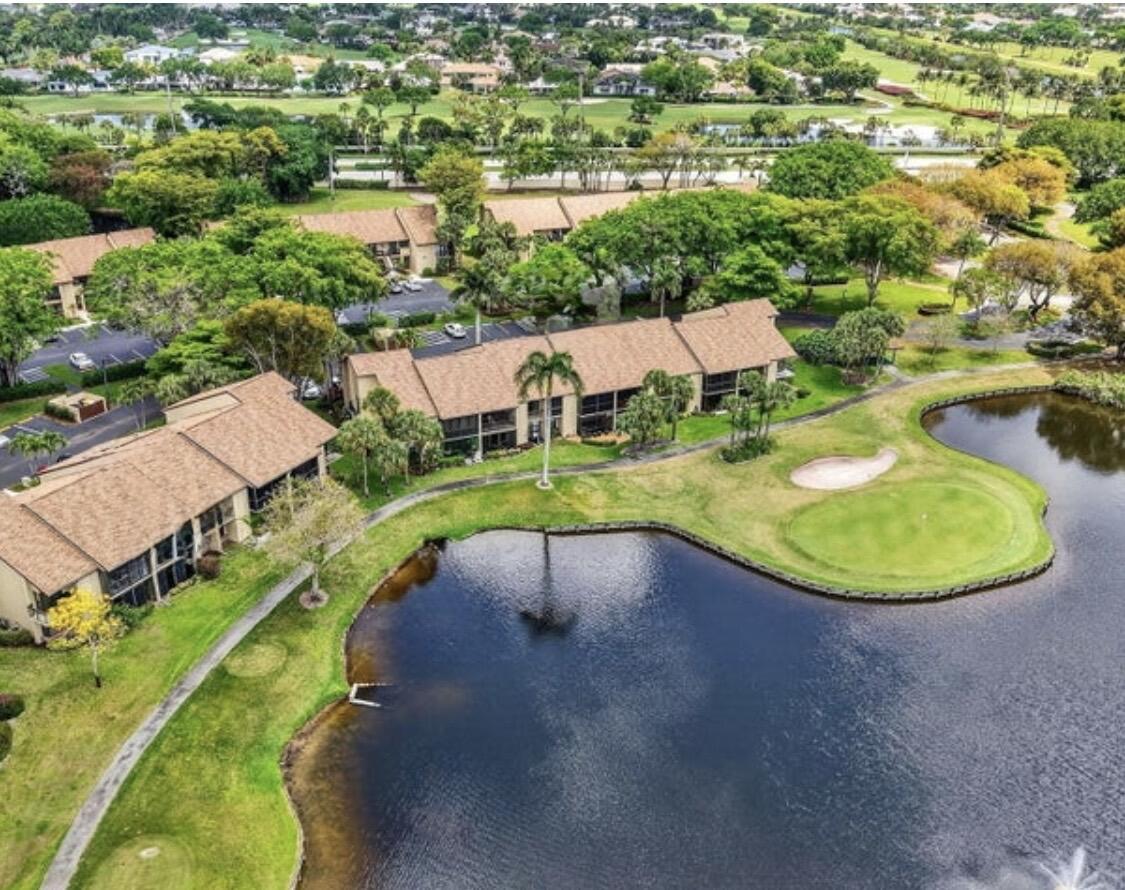 2BR – Condominium at 5106 Oak Hill Lane #923