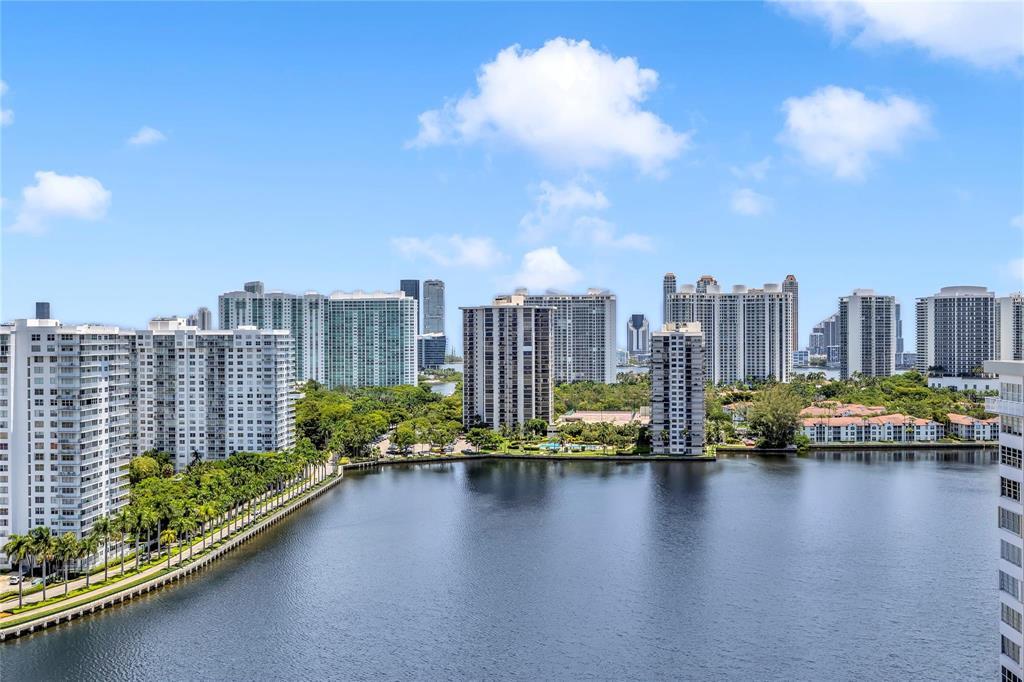 2BR – Condominium at 2750 NE 183rd Street #2202