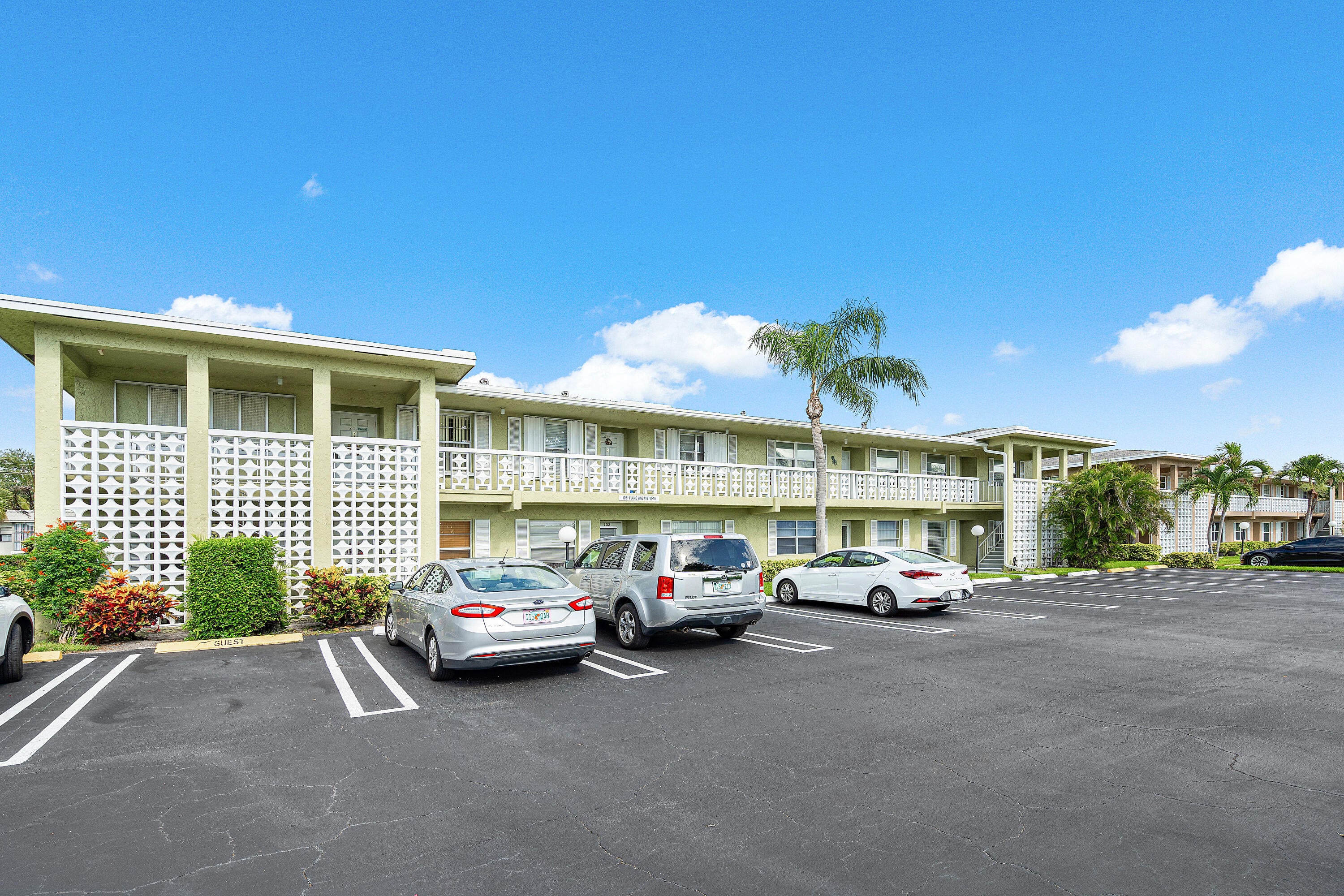 2BR – Condominium at 1021 Flame Vine Avenue #104