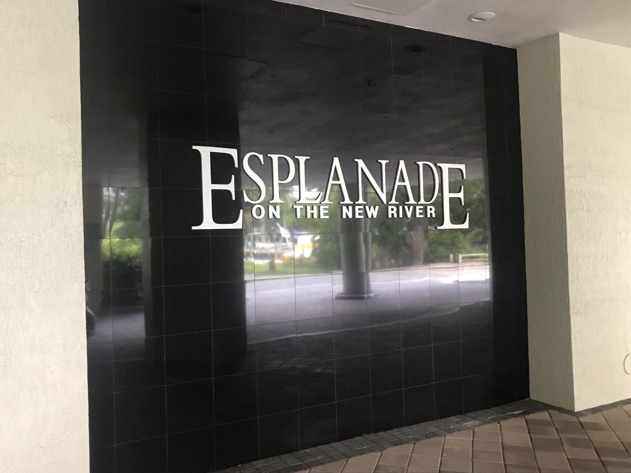 1BR – Condominium at 401 SW 4th Avenue #700