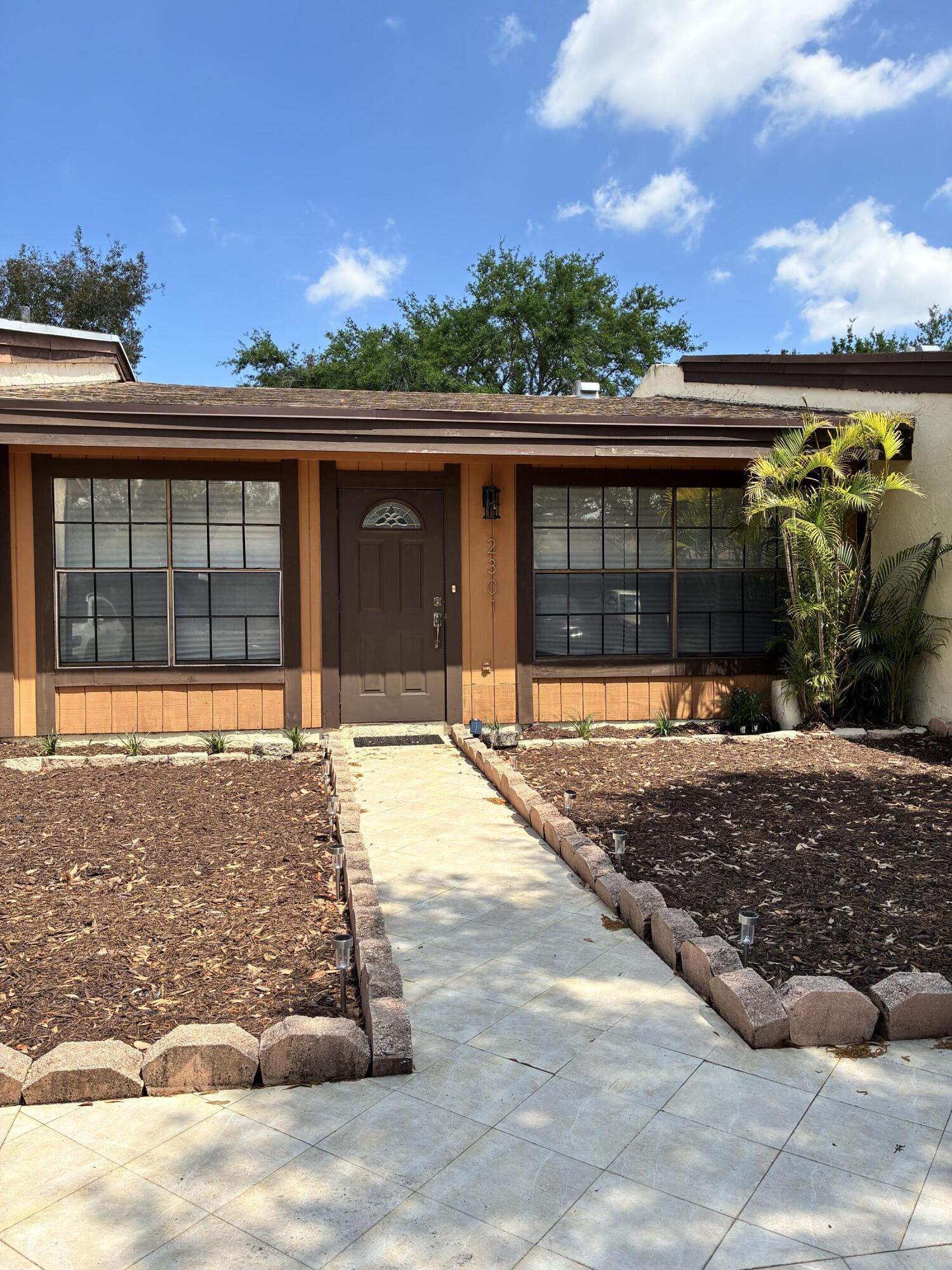 2BR – RES at 2301 Buttonwood Avenue