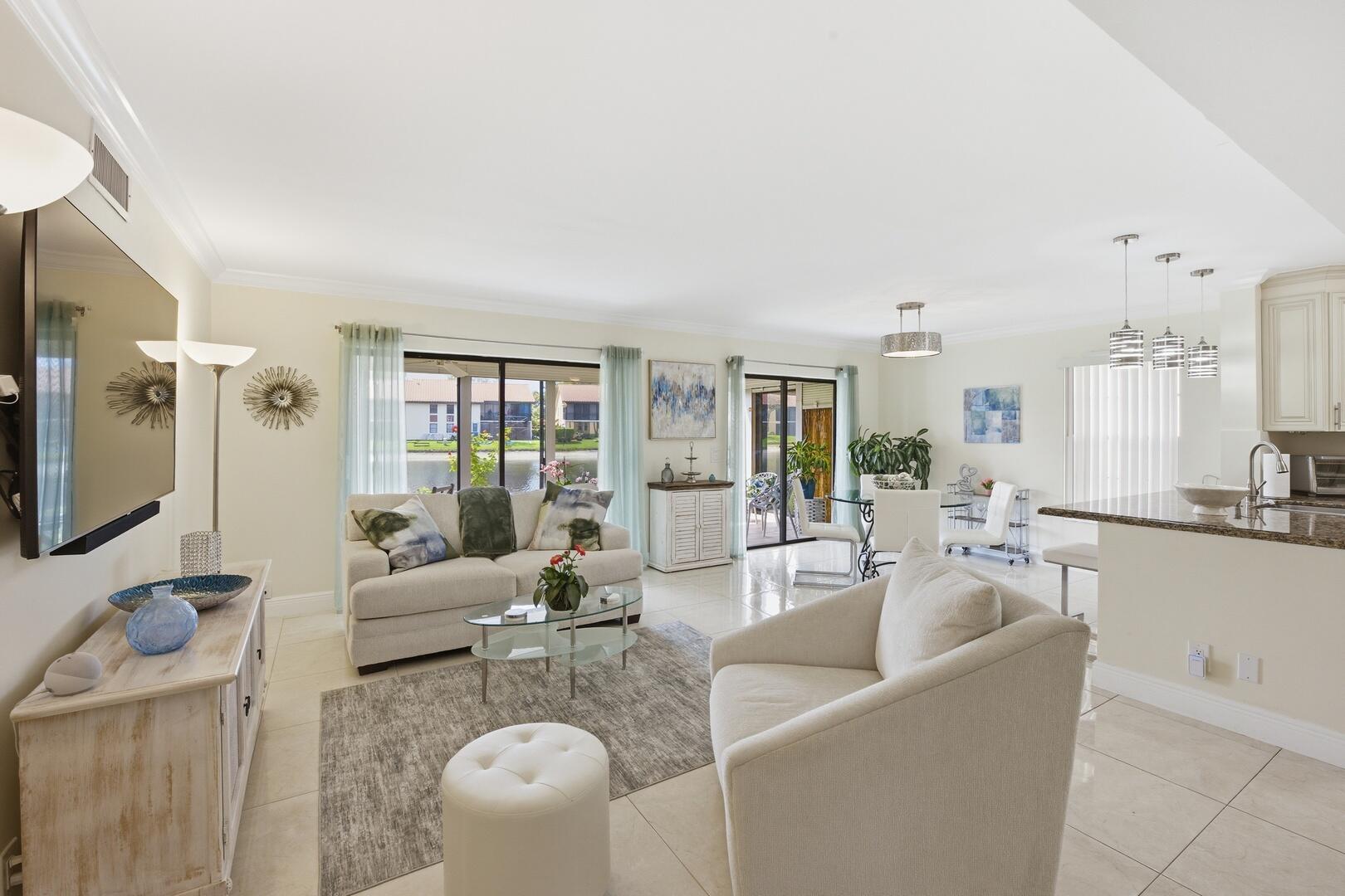 3BR – Condominium at 10223 N Circle Lake Drive #102