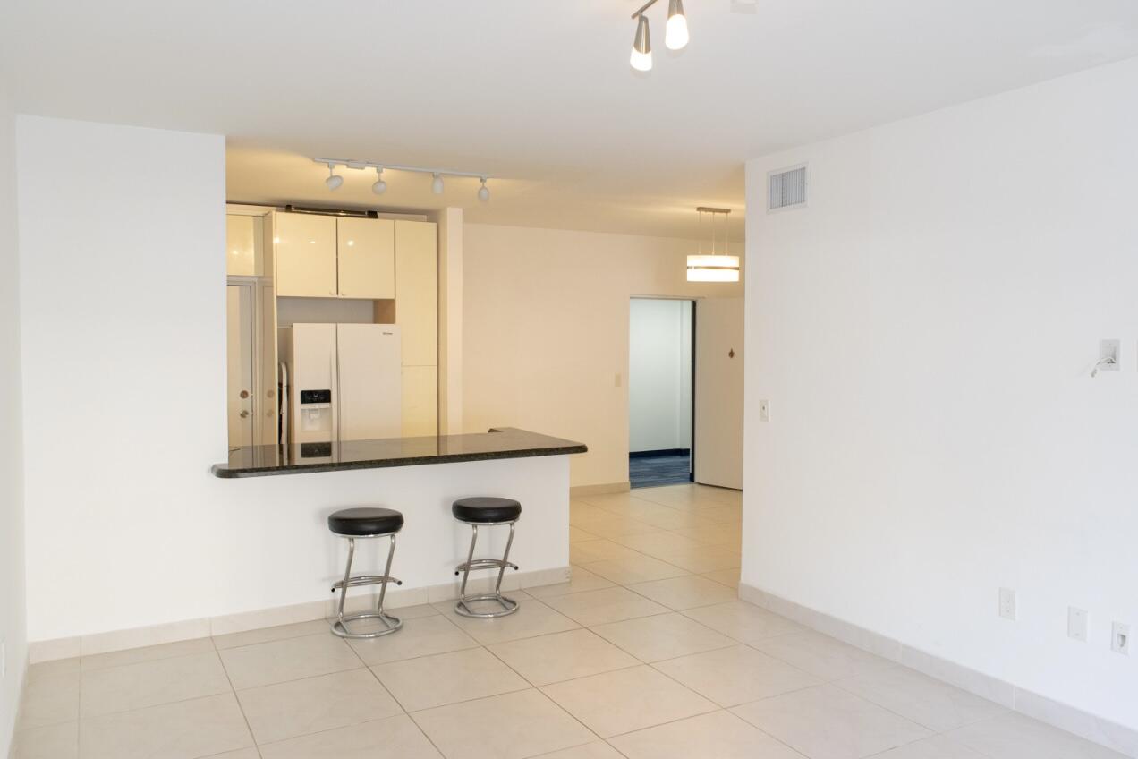 2BR – Apartment at 50 SW 3rd #1060