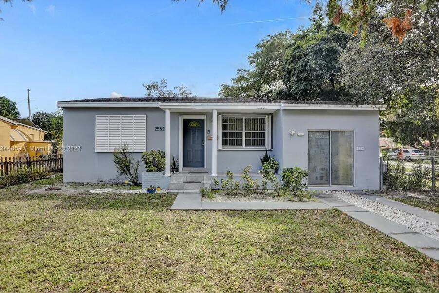 3BR – SingleFamilyResidence at 2552 Wiley Street