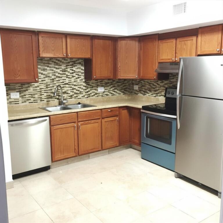 2BR – Condominium at 3680 N 56th Avenue #812