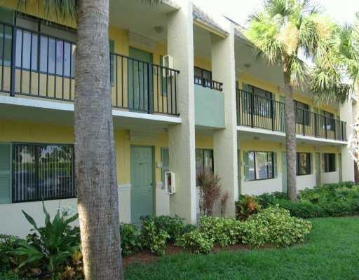 2BR – Condominium at 1205 Meadows Circle