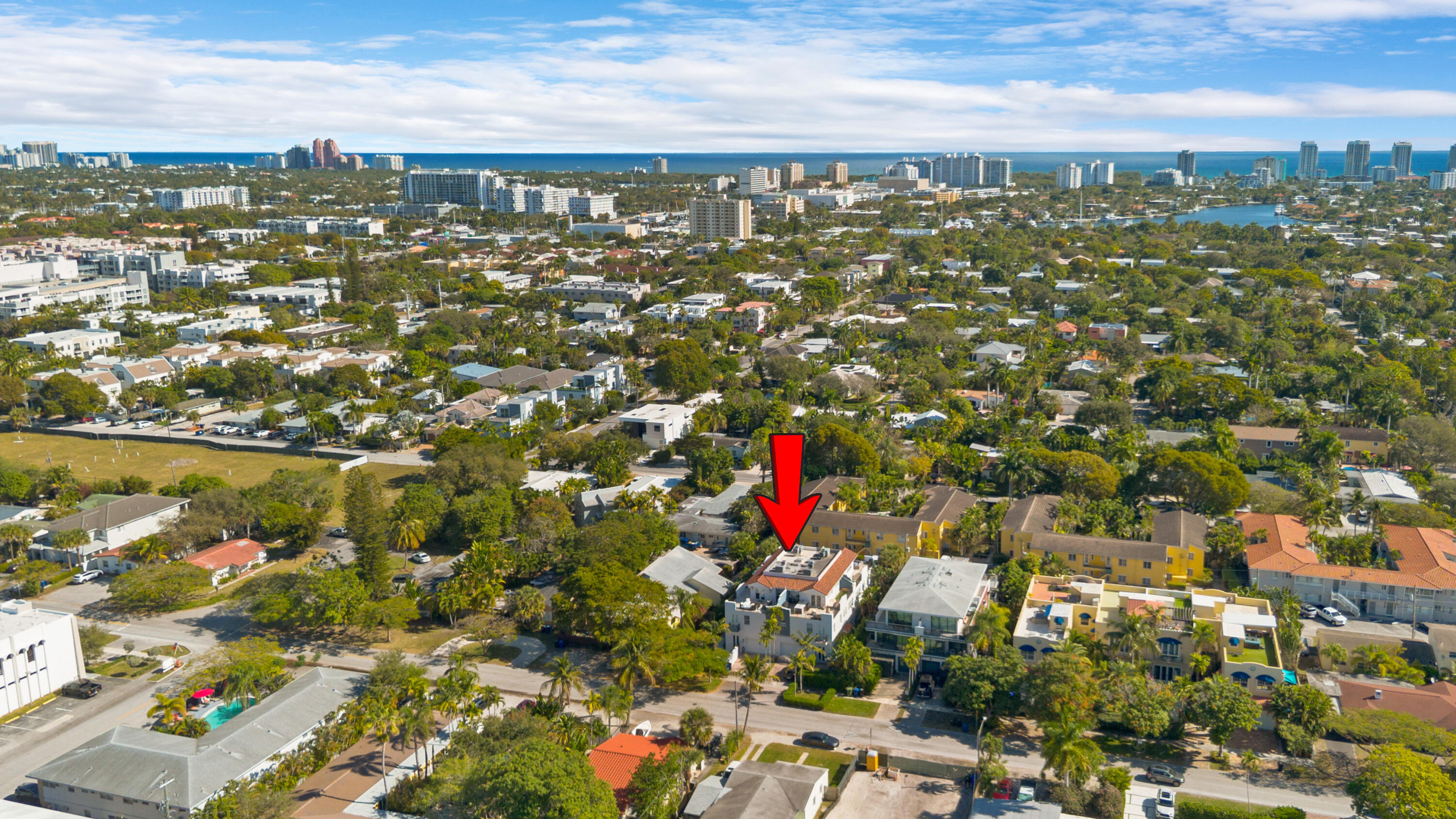 3BR – Townhouse at 732 NE 15th Avenue