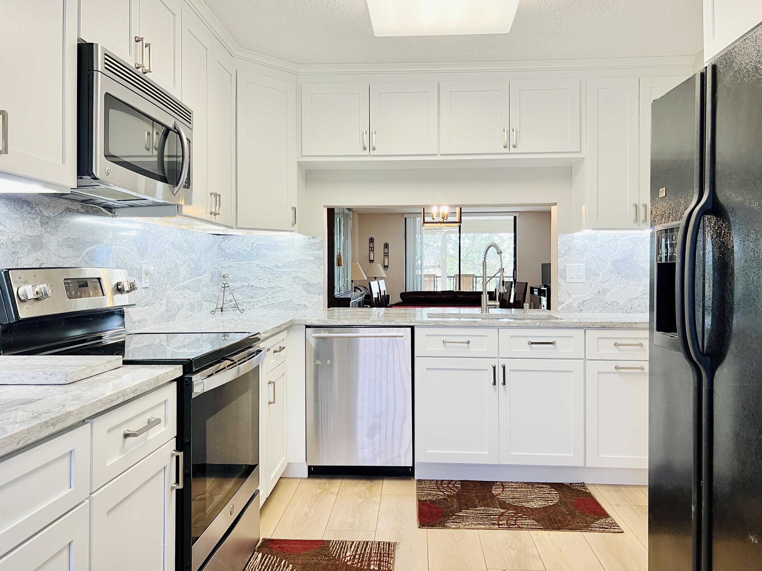 2BR – Condominium at 4725 E Lucerne Lakes Blvd Boulevard E #311