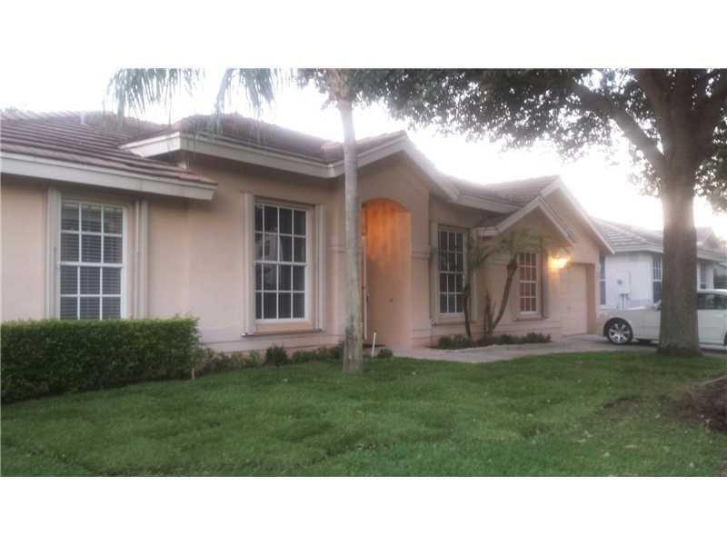 3BR – SingleFamilyResidence at 3529 Dunes Vista Drive