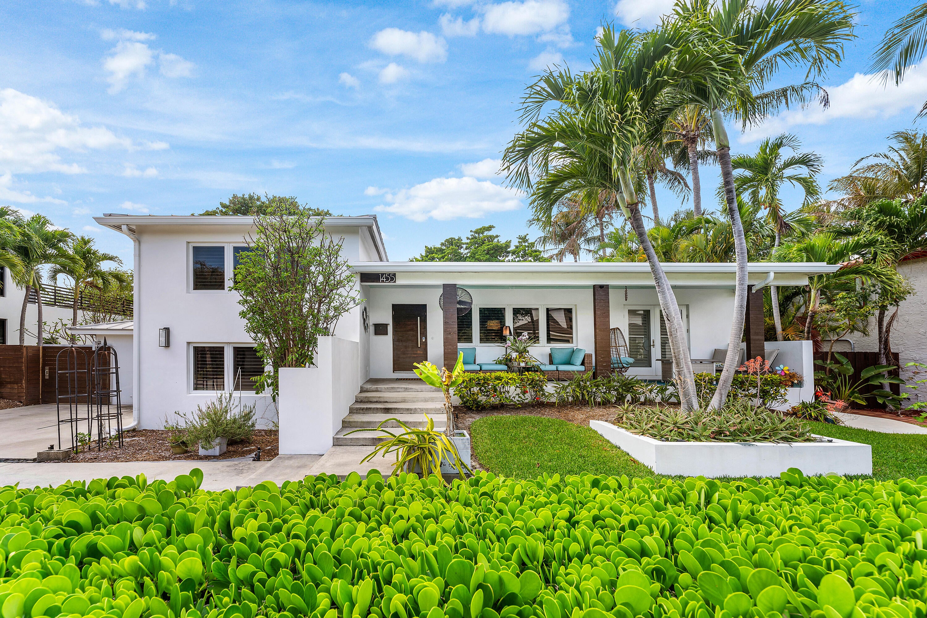 4BR – SingleFamilyResidence at 1455 NE 4th Avenue