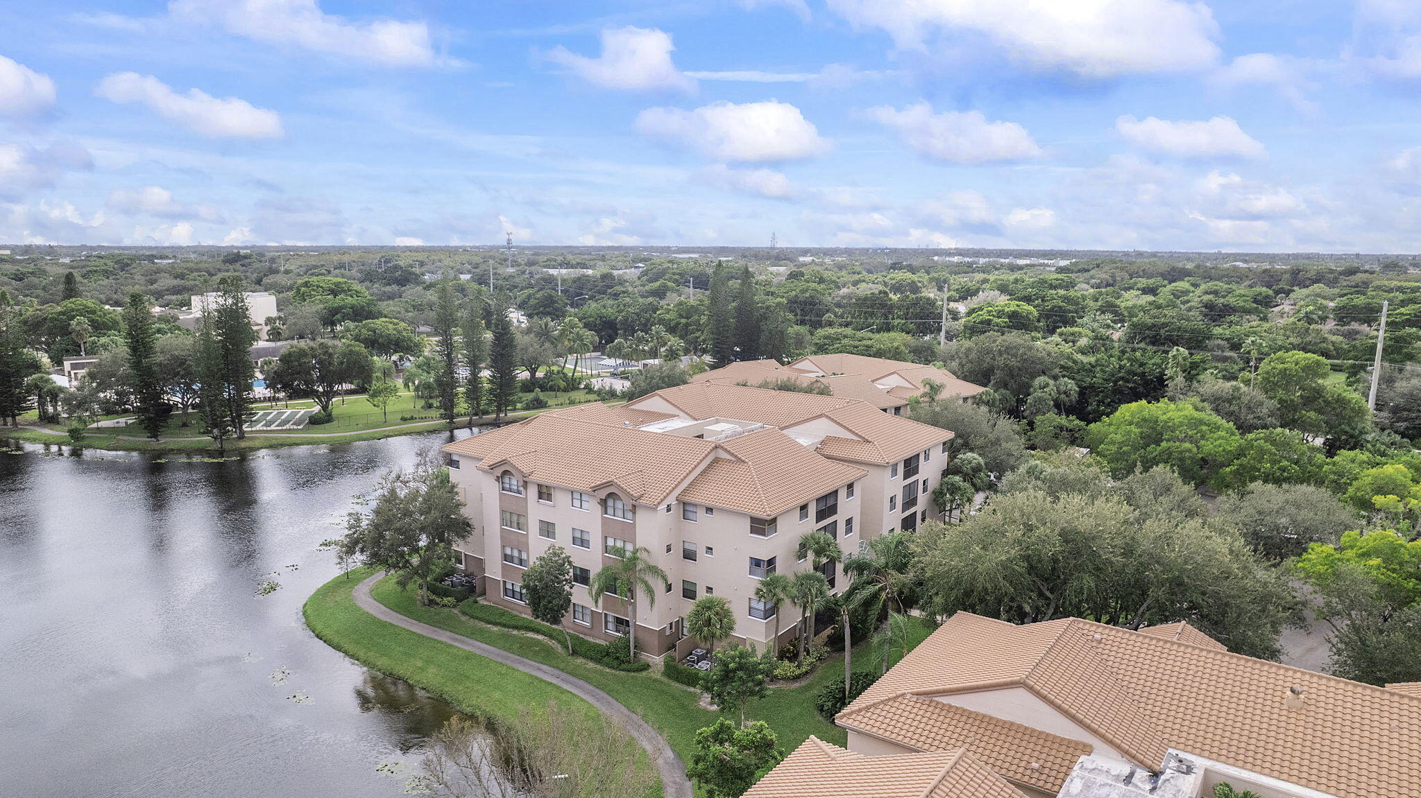 3BR – Condominium at 4400 NW 30th Street #328
