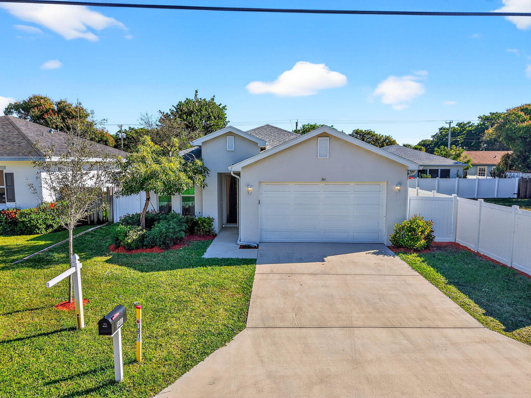 4BR – SingleFamilyResidence at 341 Oak Alley