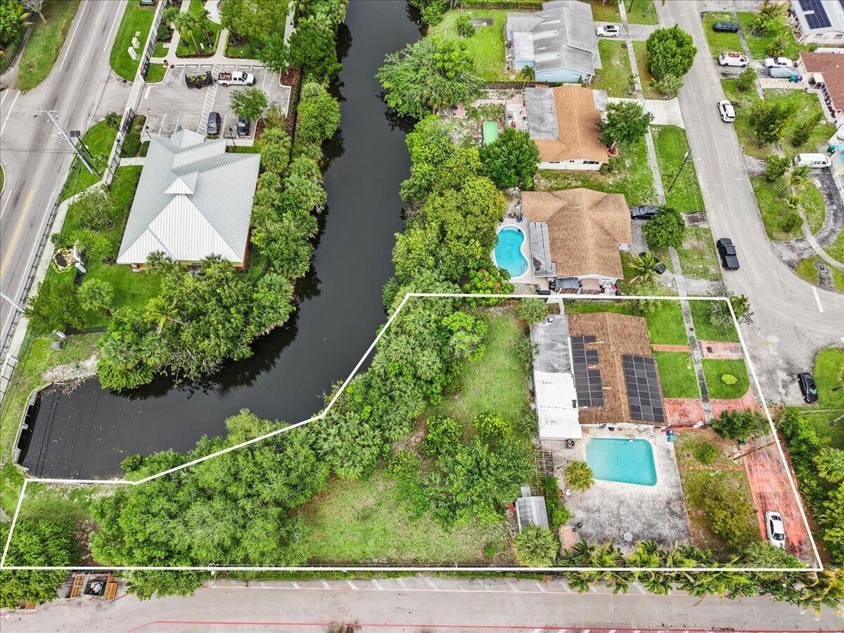 4BR – SingleFamilyResidence at 1091 NW 46th Avenue