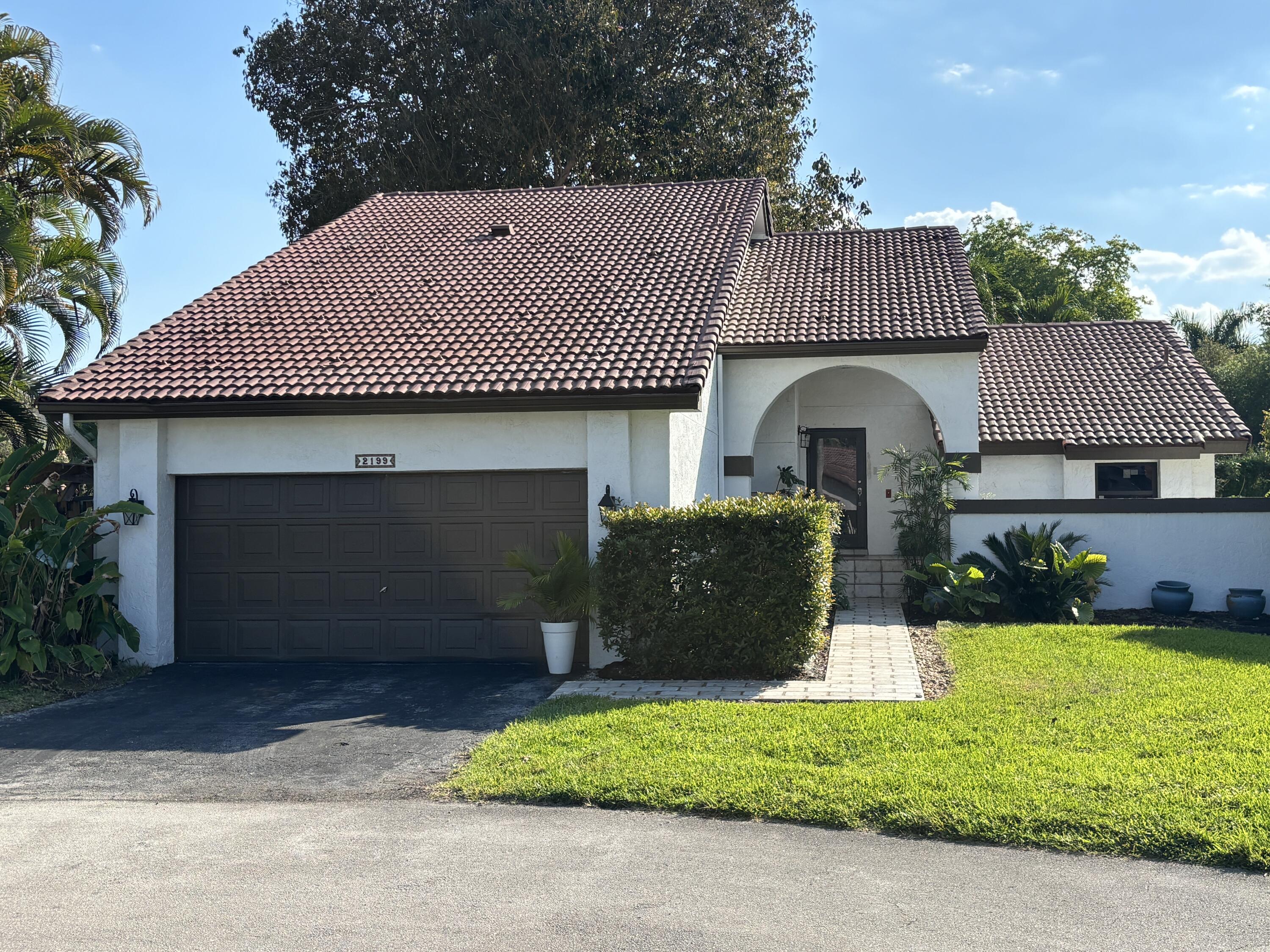 4BR – SingleFamilyResidence at 2199 Charleston