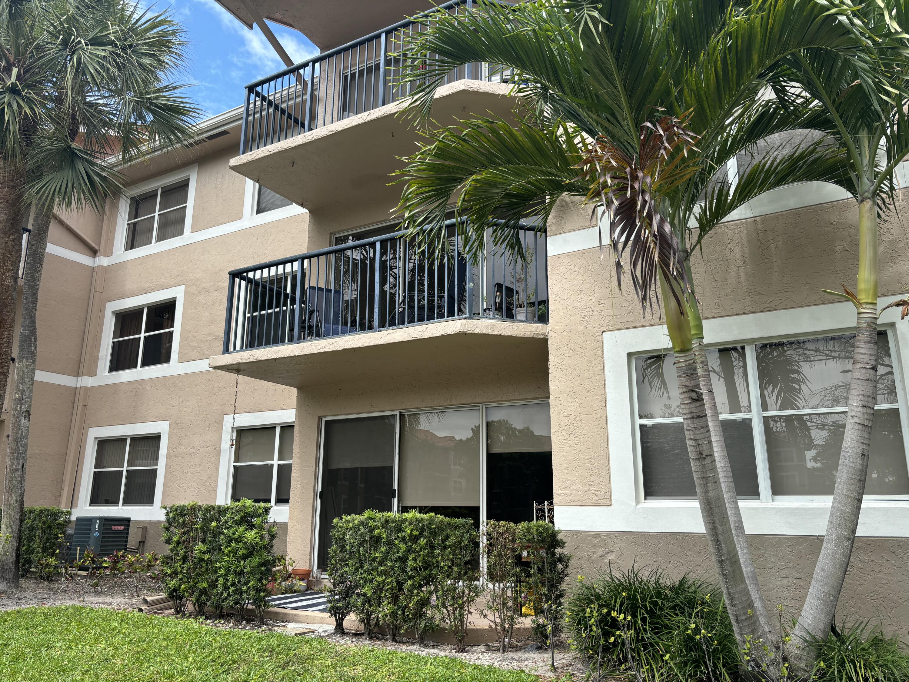 3BR – Condominium at 9033 Wiles Road #102