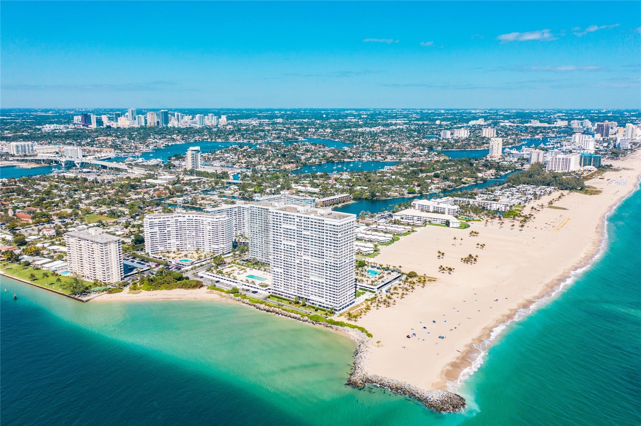 2BR – Condominium at 2000 S Ocean Drive #407