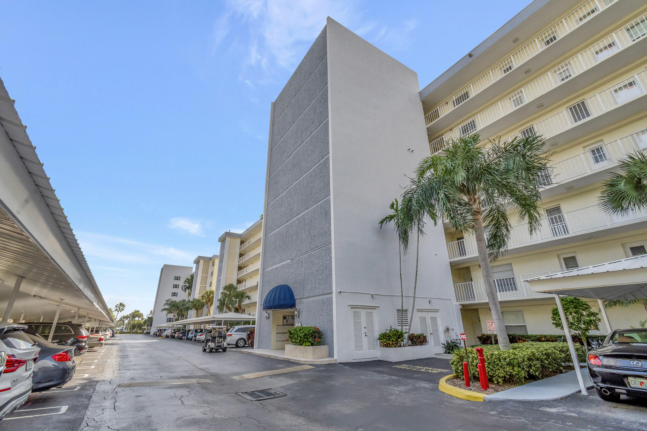 2BR – Condominium at 1 Harbourside Drive #4502