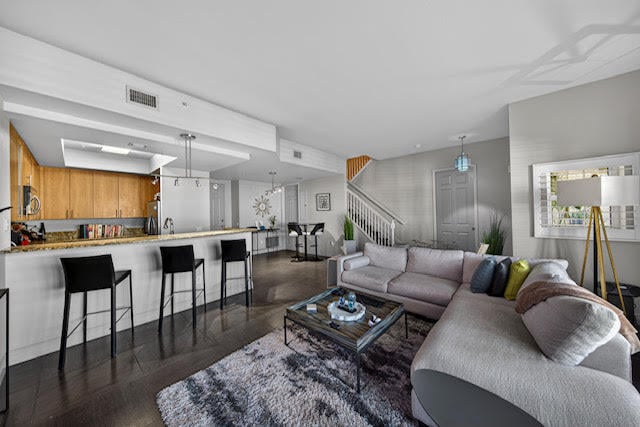 2BR – Townhouse at 2633 NE 14th Avenue #111