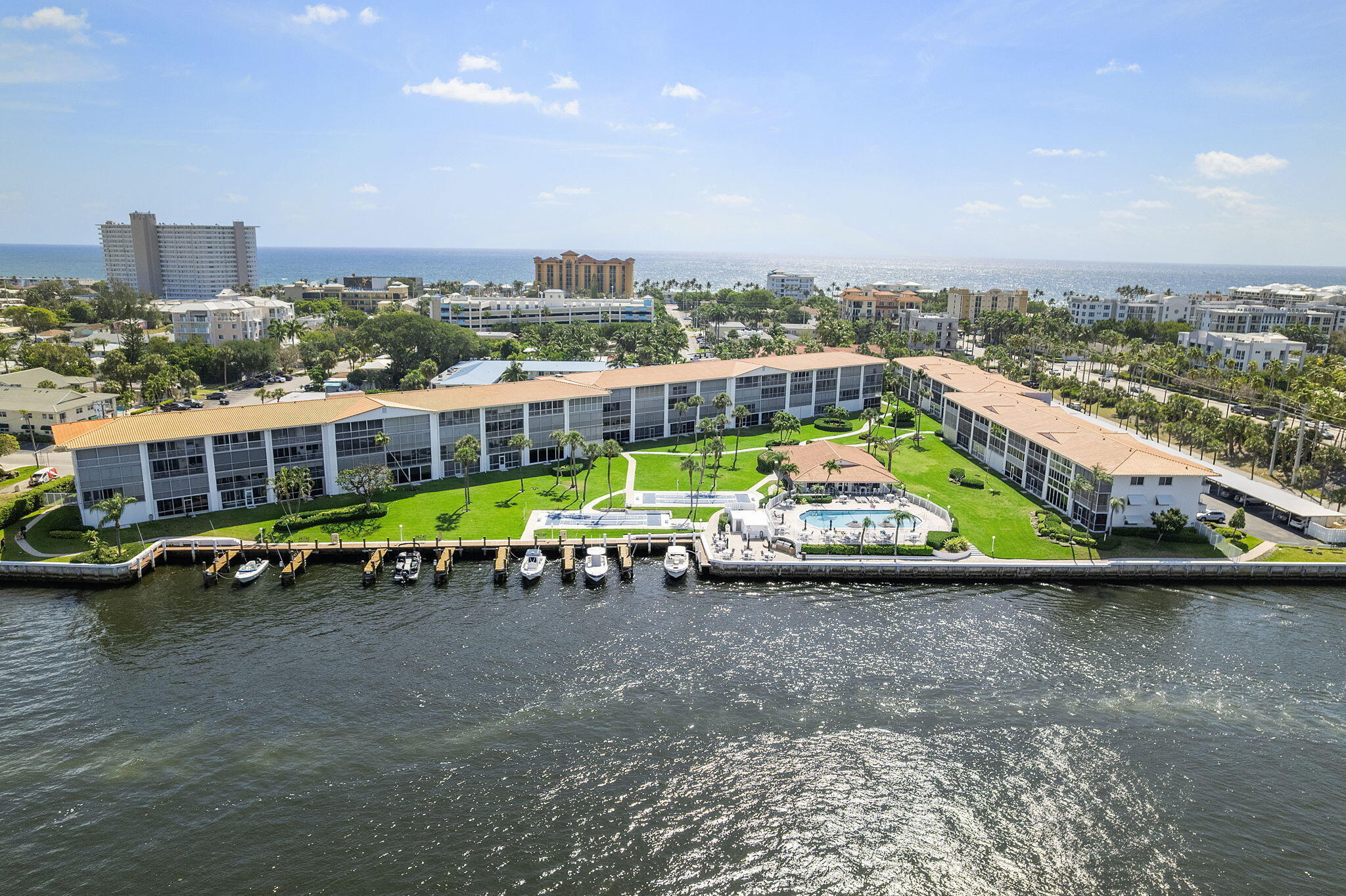 2BR – Condominium at 105 NE 19th Avenue #164