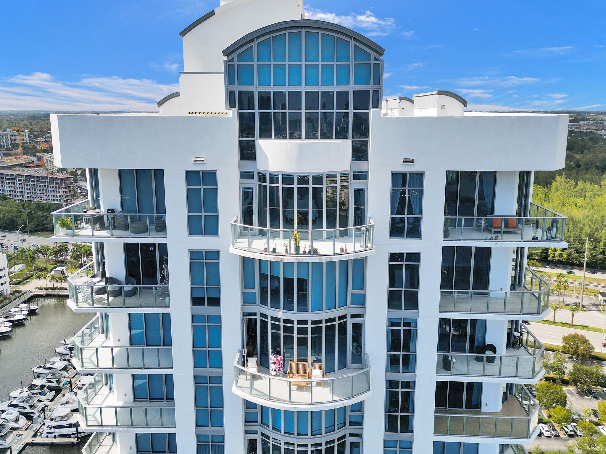4BR – Condominium at 17301 Biscayne Boulevard
