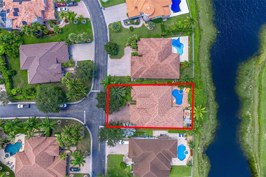5BR – SingleFamilyResidence at 12307 NW 49th Street