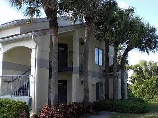 2BR – Condominium at 815 W Boynton Beach Boulevard #14-106