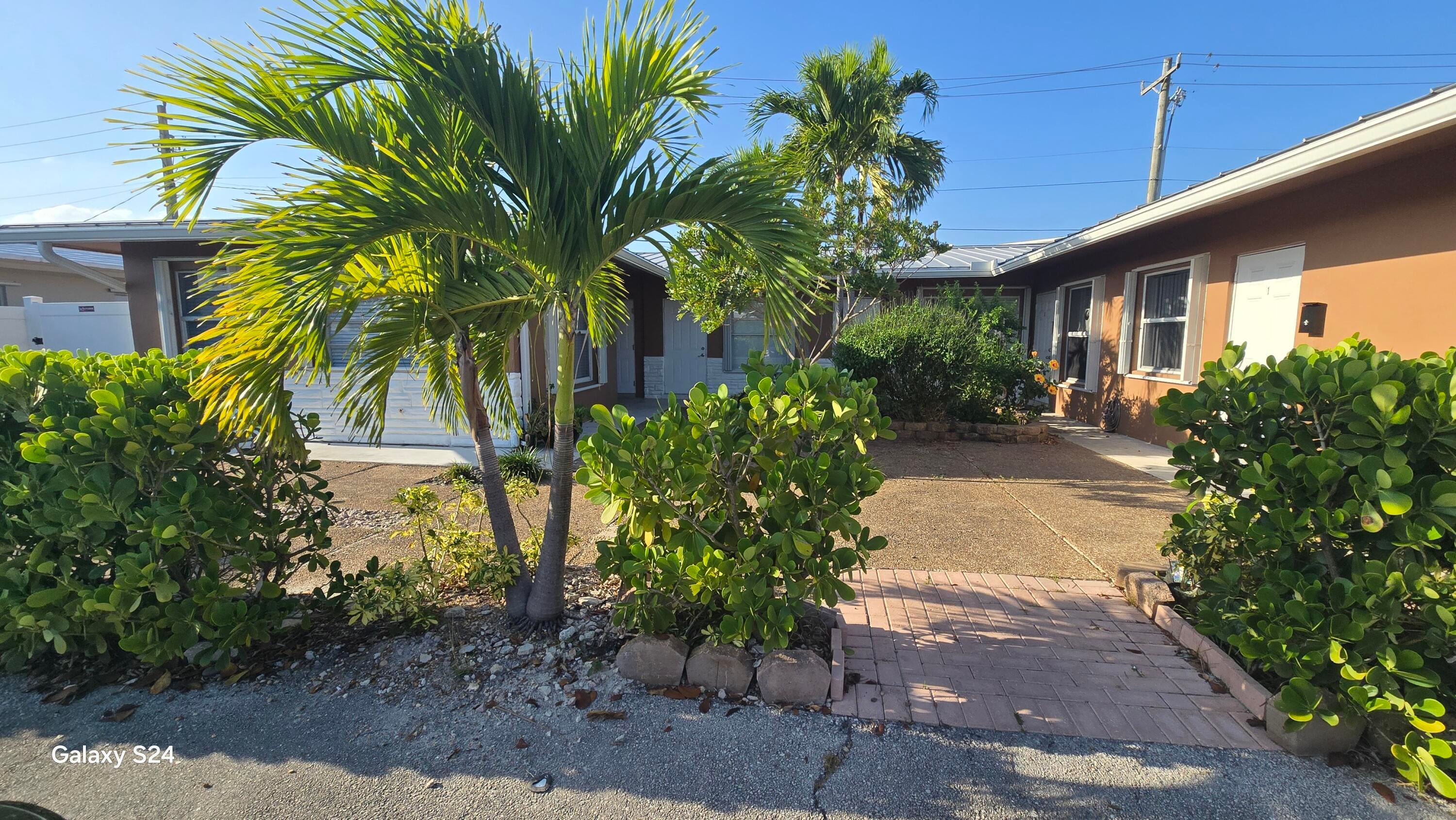 2BR – RNT at 1019 SE 3rd Street #3