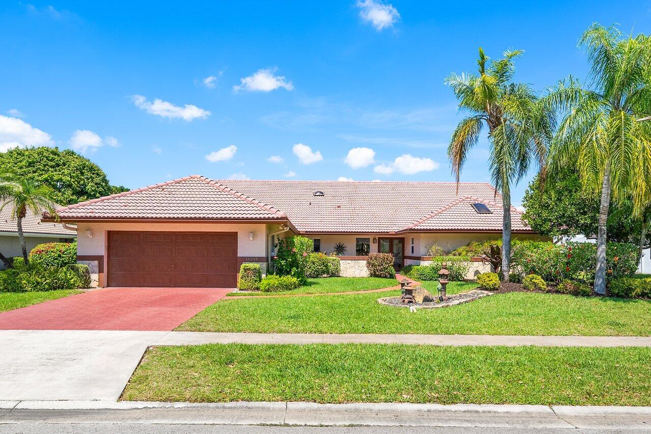 3BR – SingleFamilyResidence at 10215 Boca Woods Lane