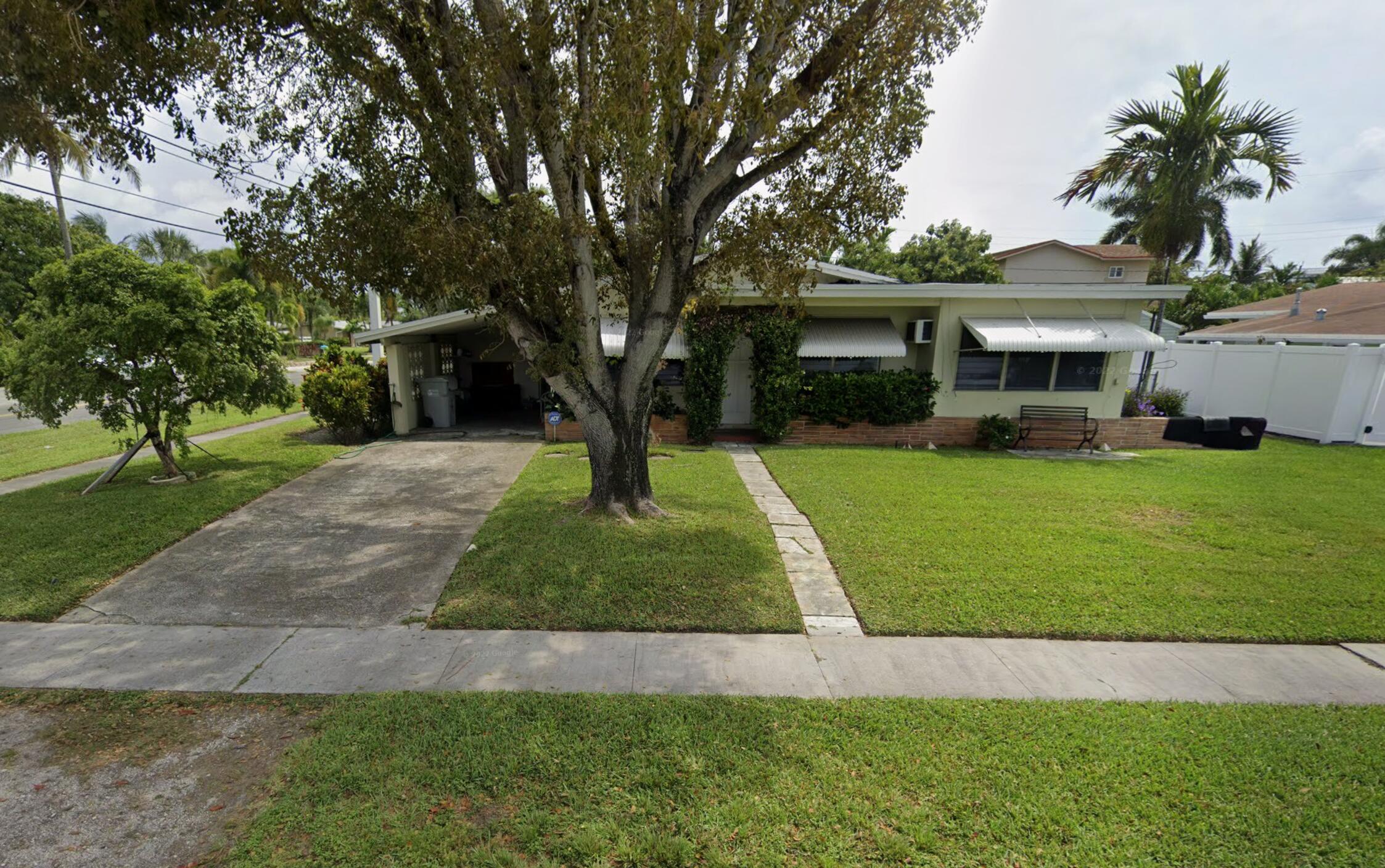 3BR – SingleFamilyResidence at 712 NE 23rd Terrace