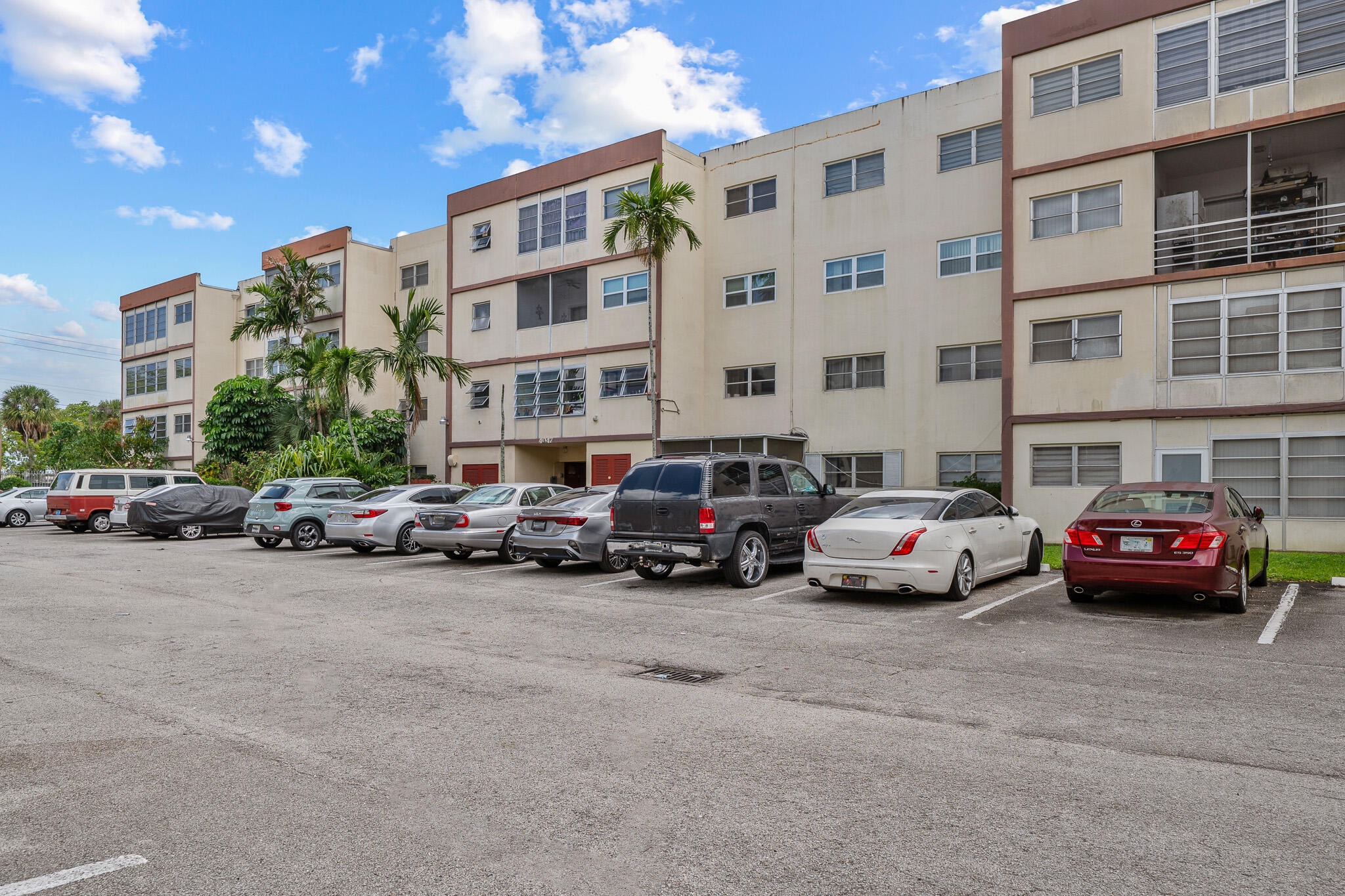 2BR – Condominium at 4047 NW 16th Street #206