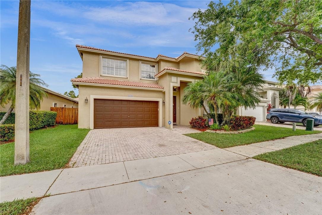 4BR – SingleFamilyResidence at 16763 NW 13th Street
