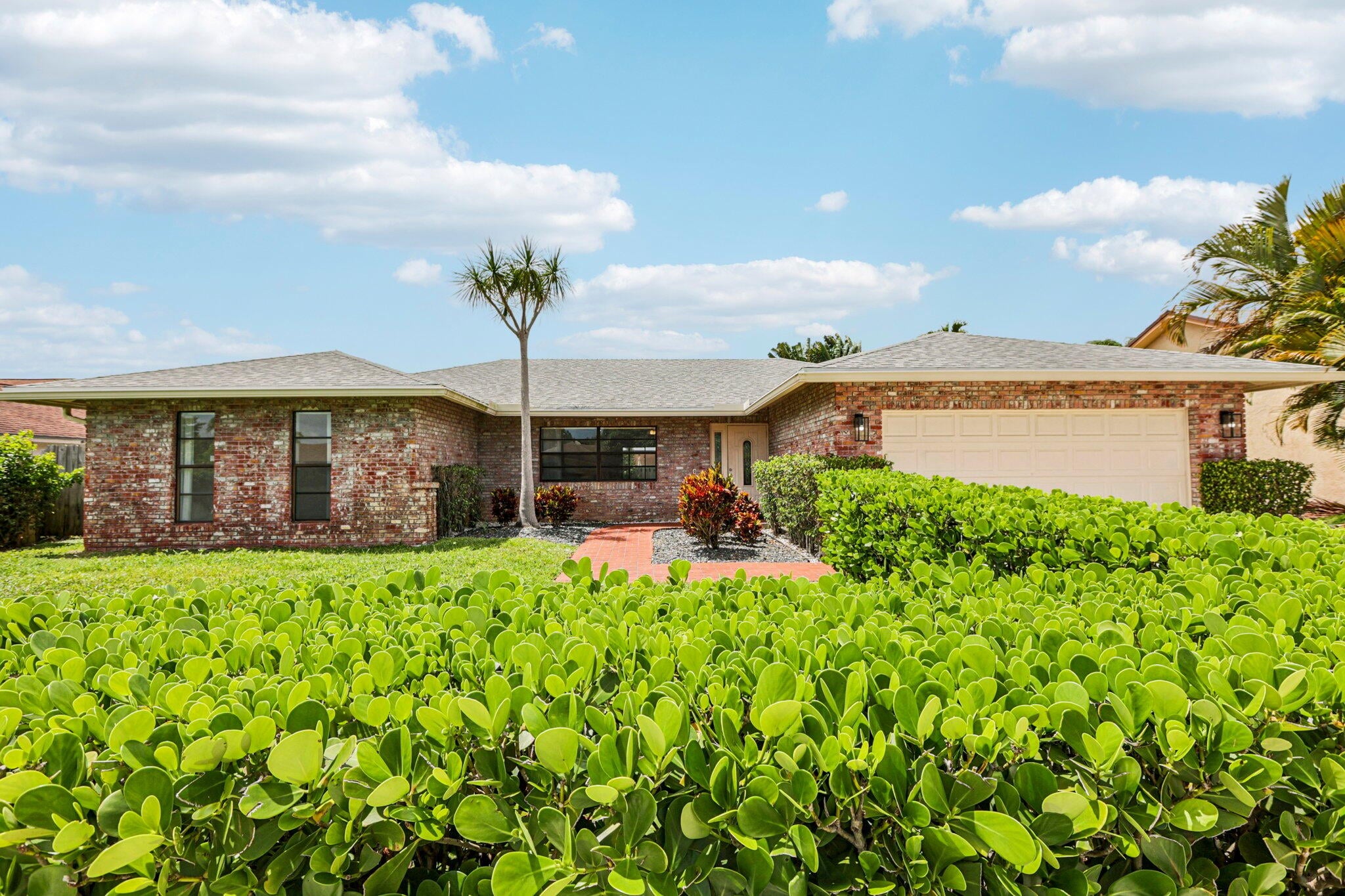 4BR – SingleFamilyResidence at 17679 Woodview Terrace