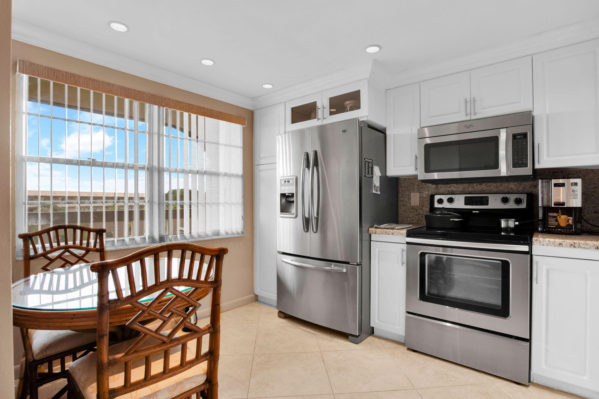 2BR – Condominium at 3202 Portofino Point #E4