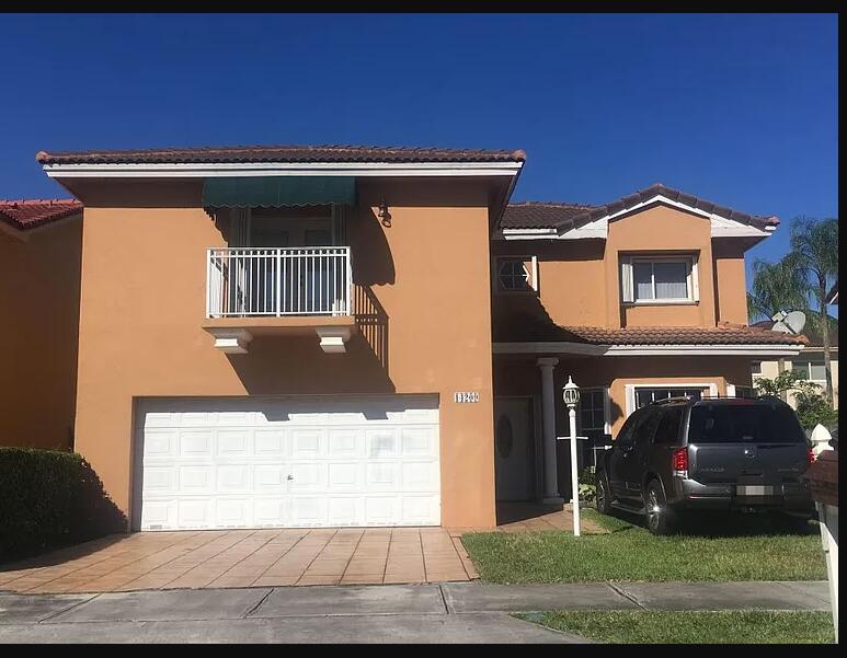 4BR – SingleFamilyResidence at 14209 SW 117th Terrace