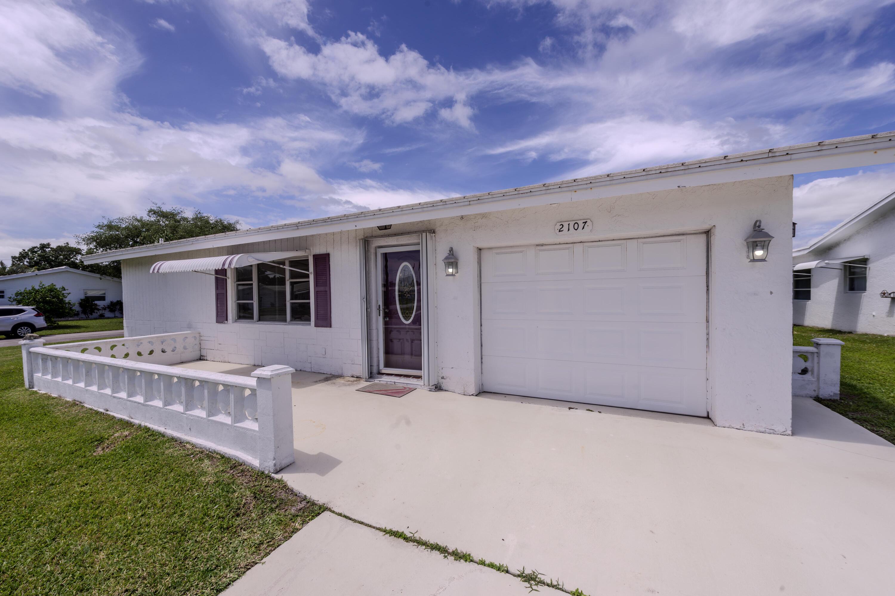 3BR – SingleFamilyResidence at 2107 Campanelli Boulevard