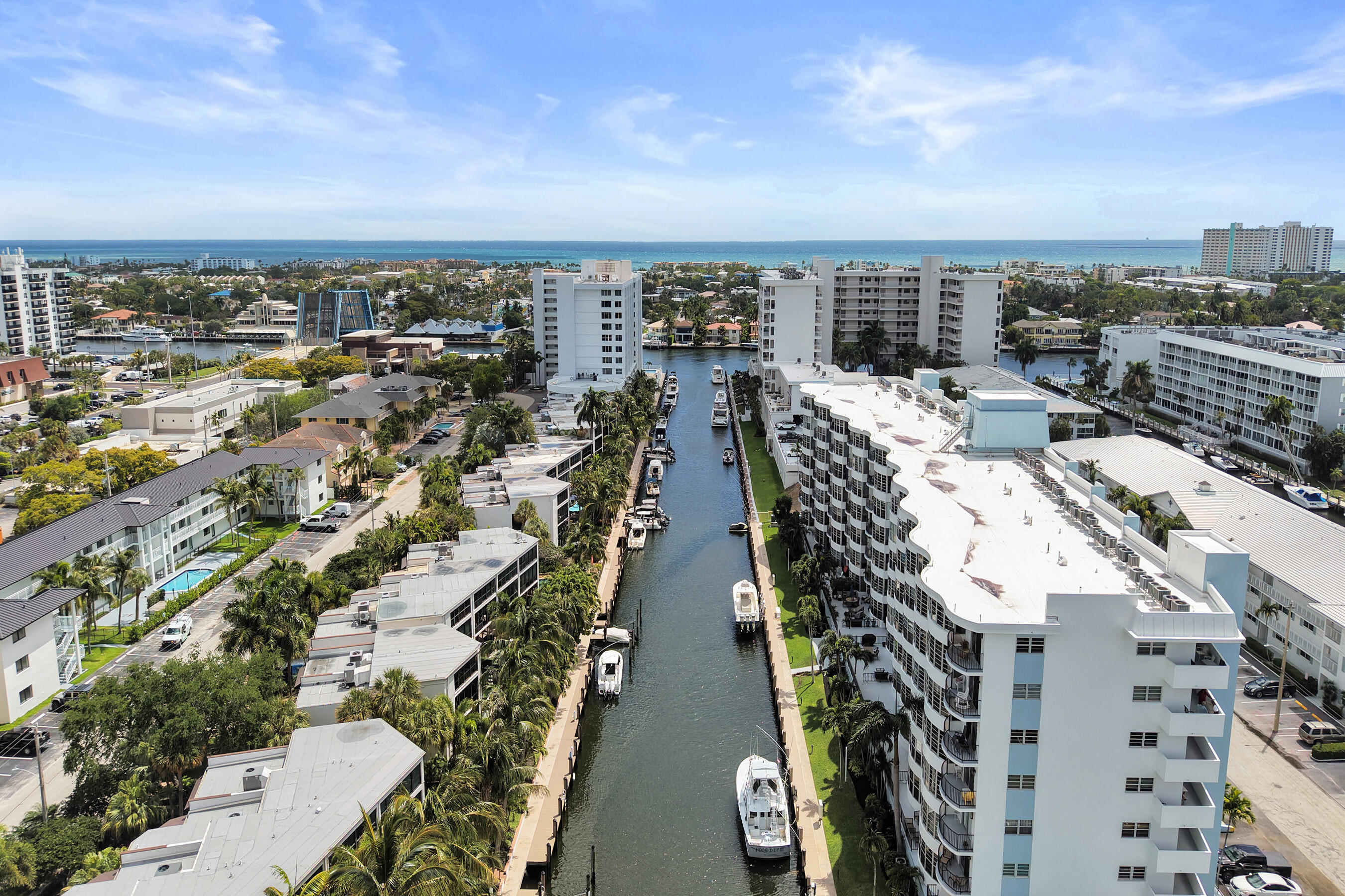 2BR – Condominium at 3051 NE 48th Street #702