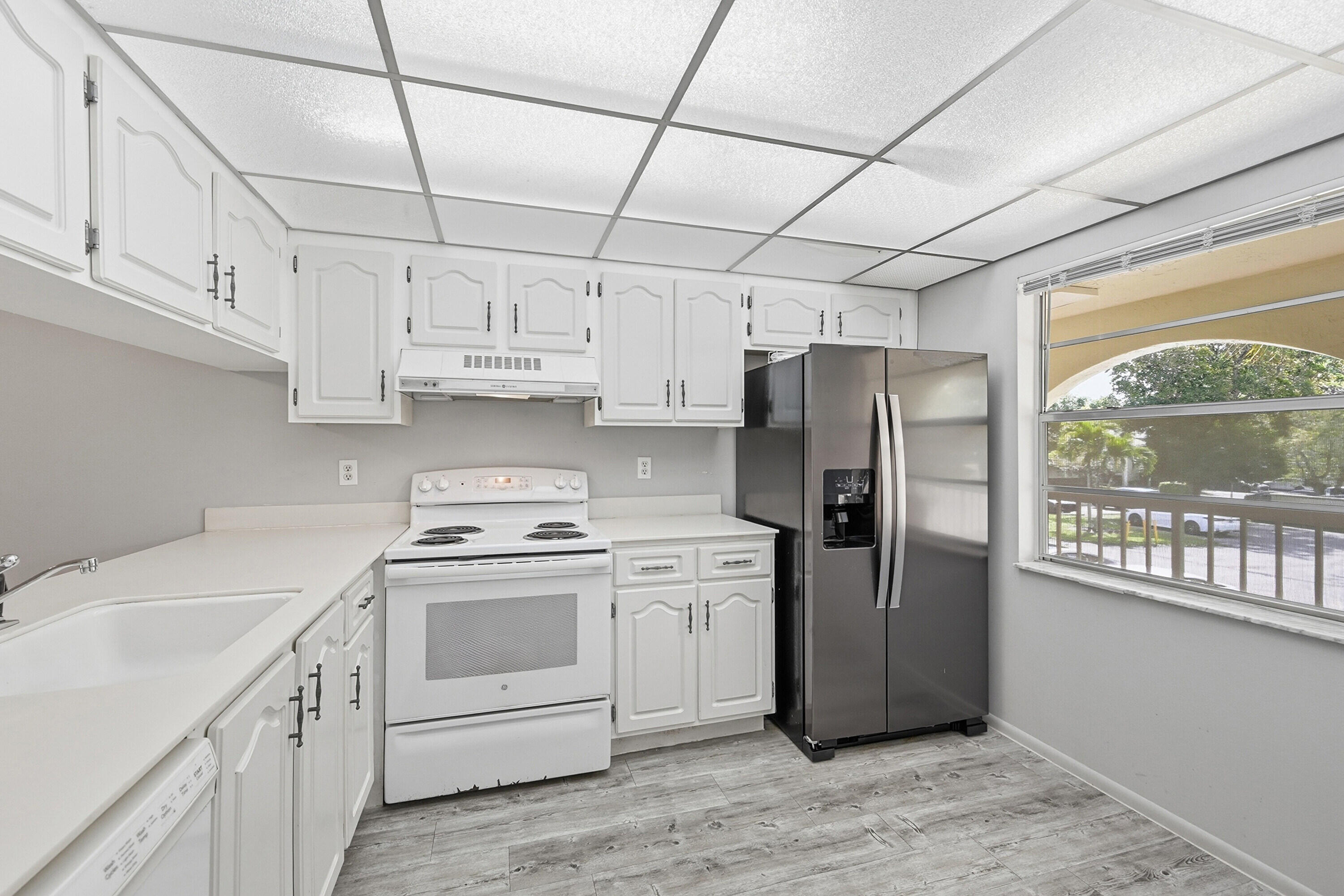1BR – Condominium at 1201 Bahama Bend #D2