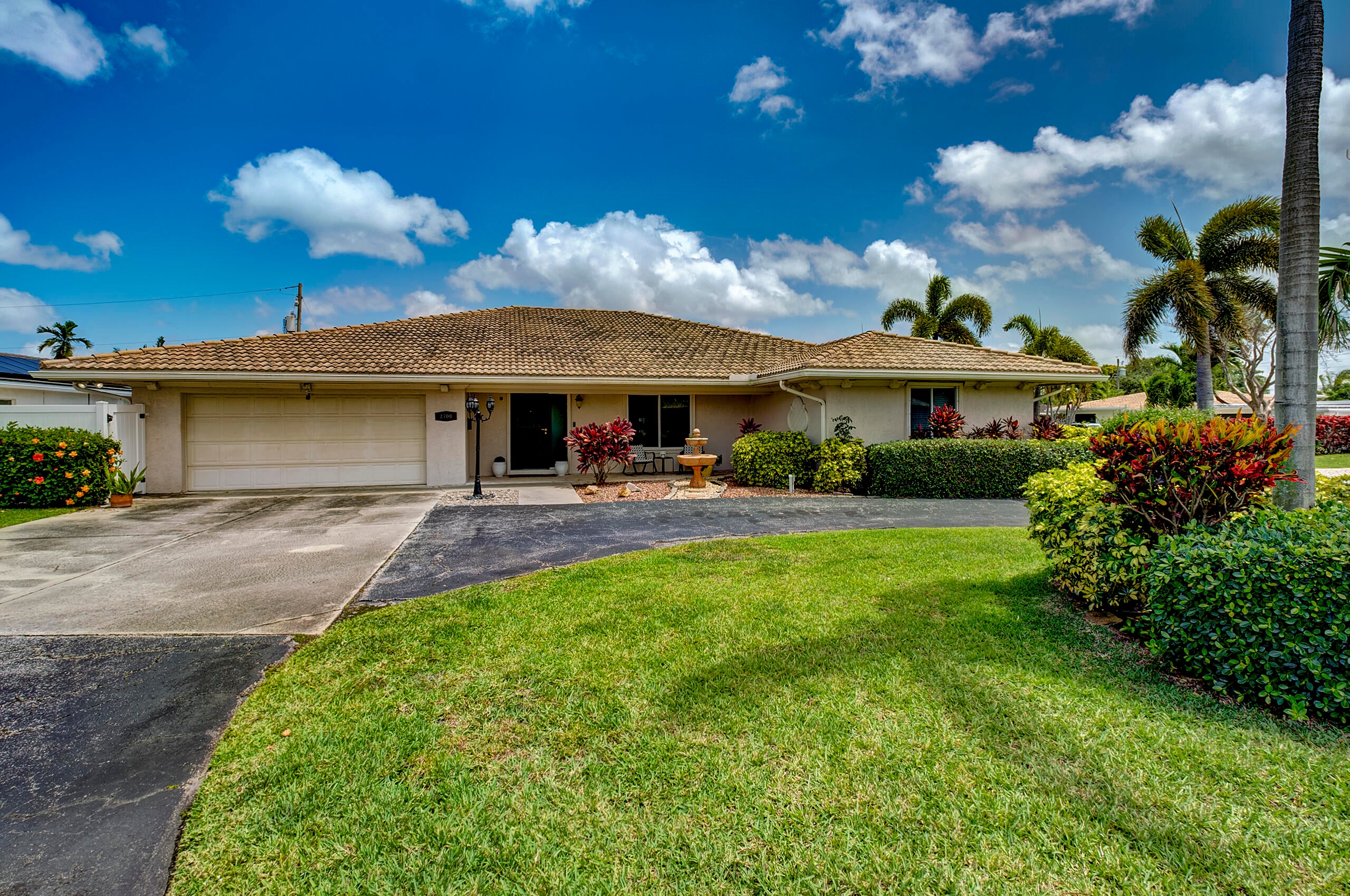 4BR – SingleFamilyResidence at 2700 NE 4th Way
