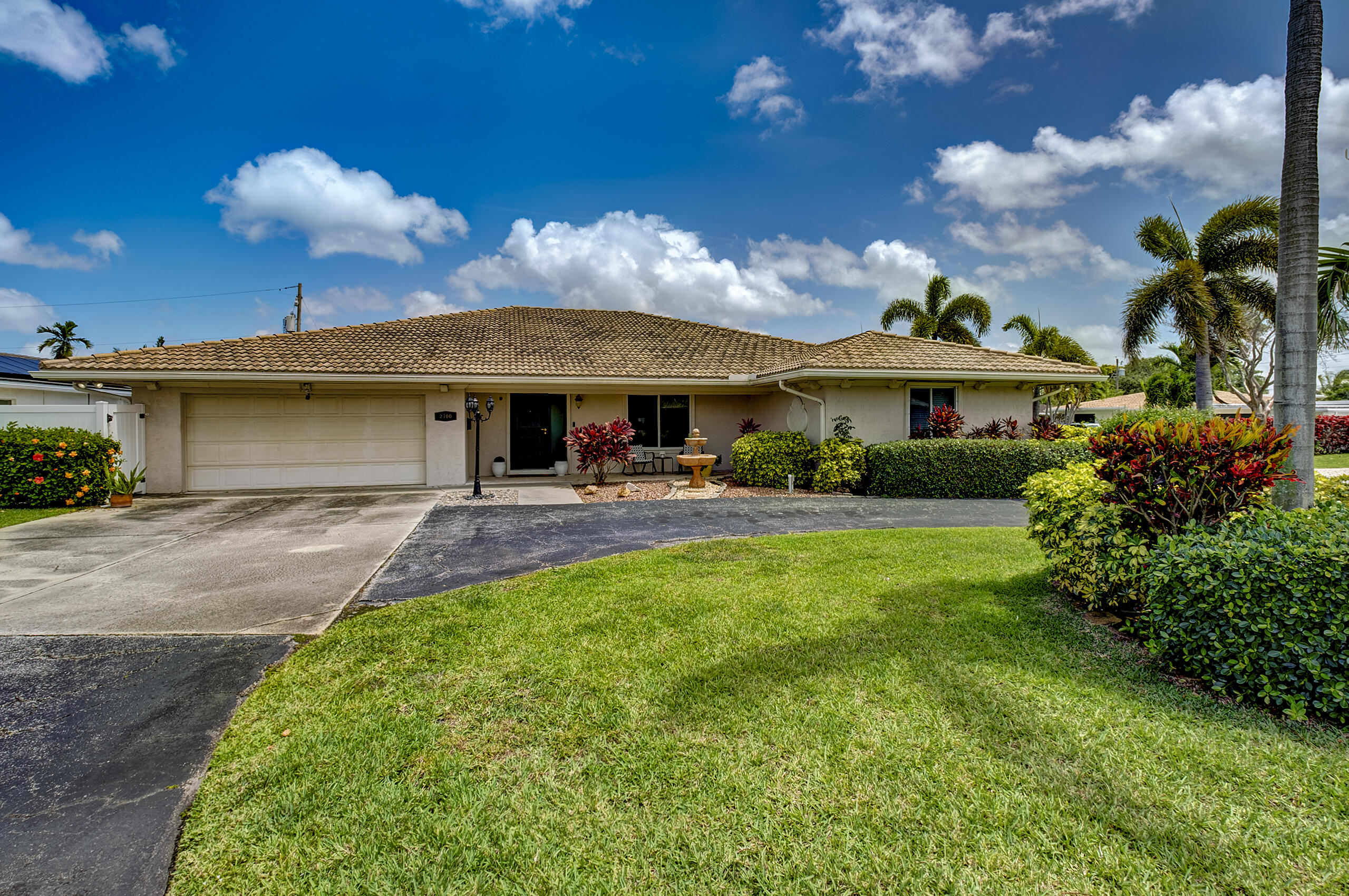 4BR – SingleFamilyResidence at 2700 NE 4th Way