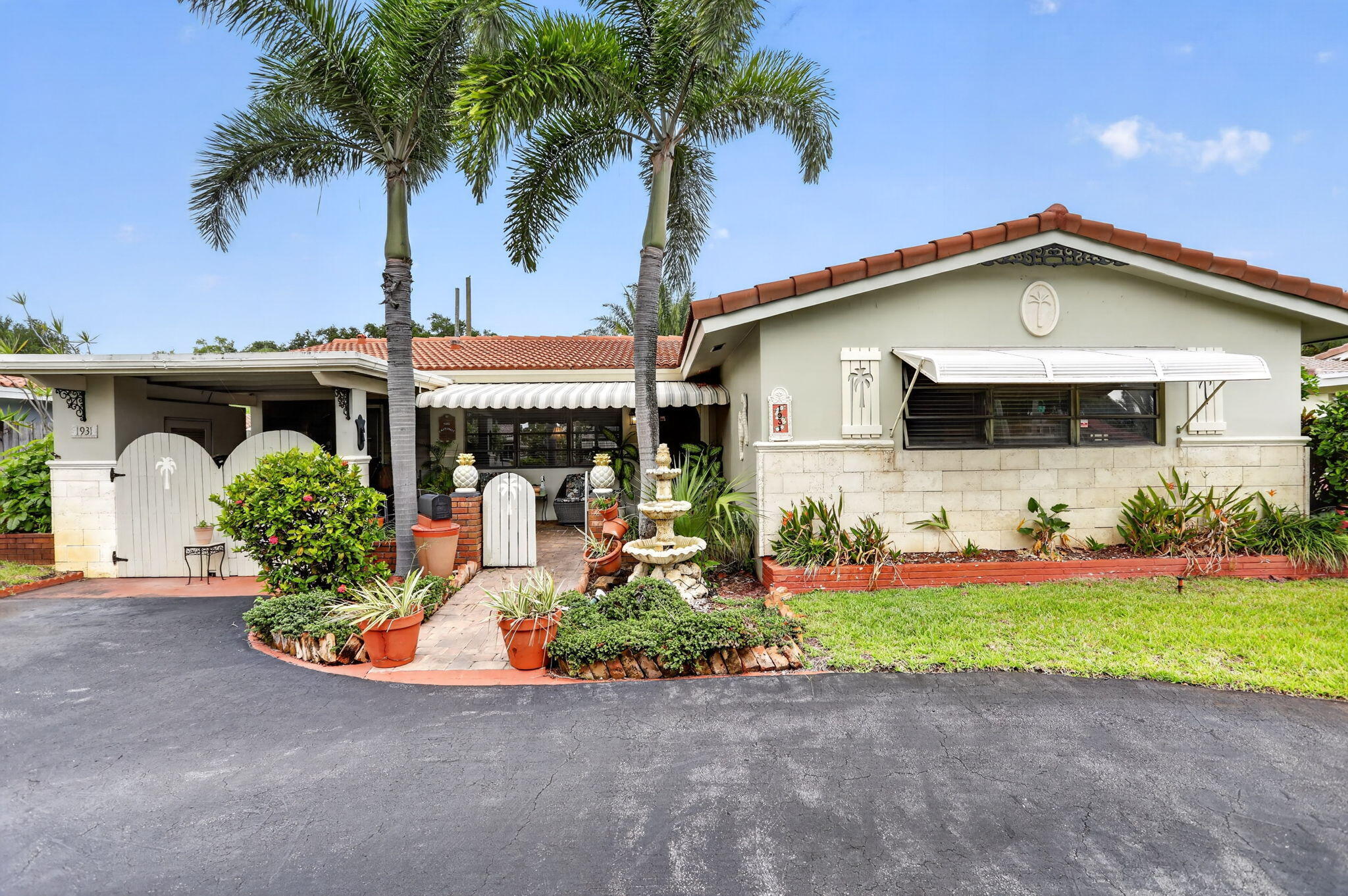 3BR – SingleFamilyResidence at 1931 NE 27th Street