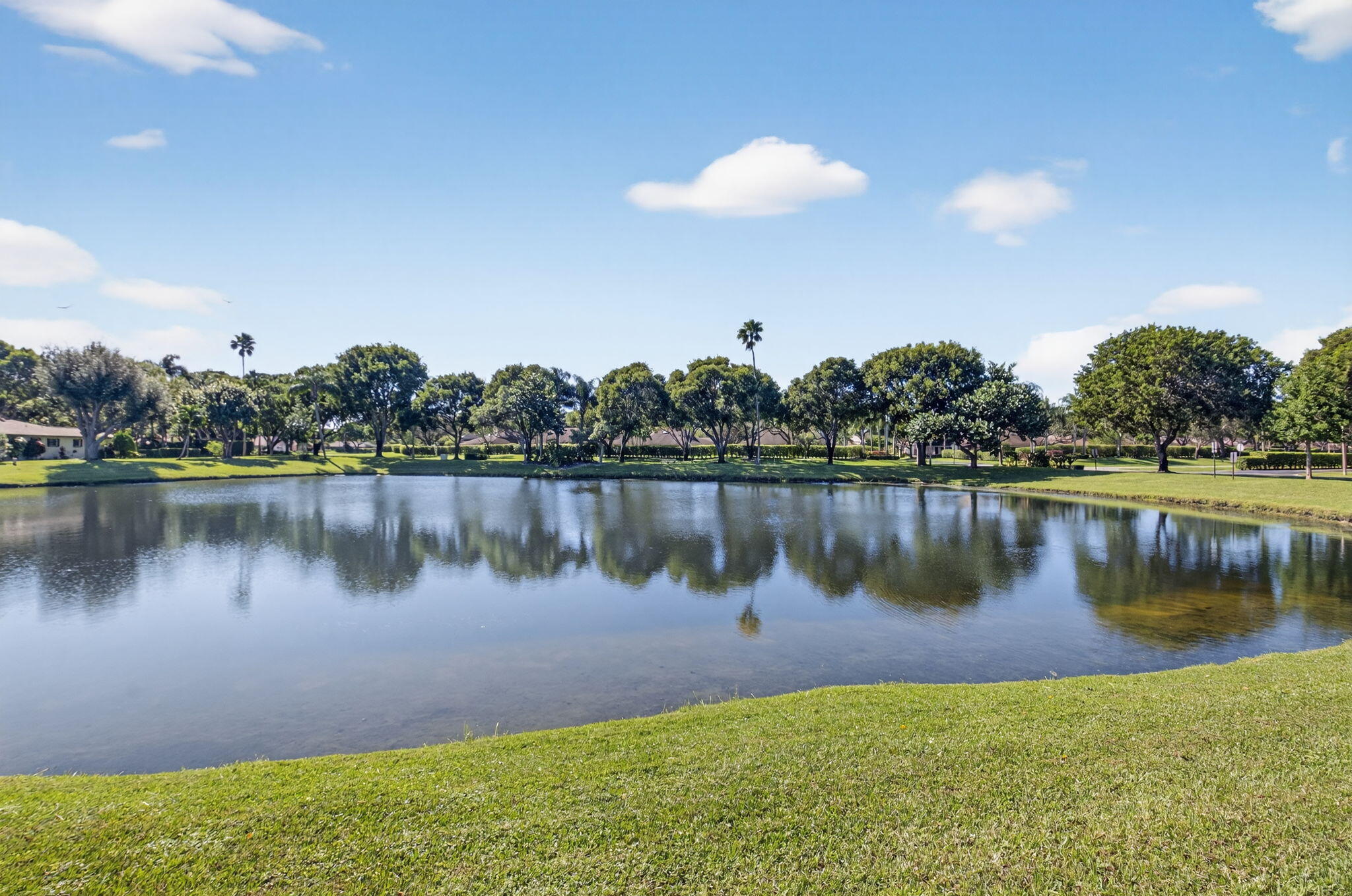 2BR – RNT at 8146 Windgate Drive