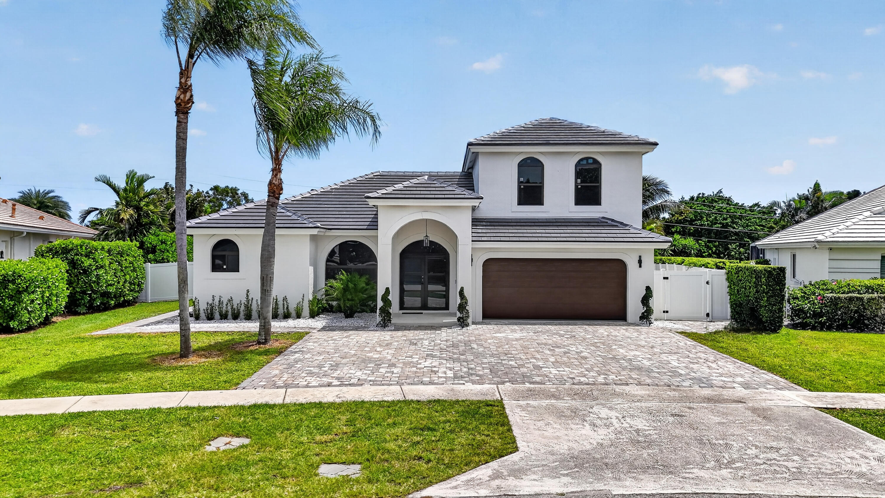 5BR – SingleFamilyResidence at 7548 Fairway Trail