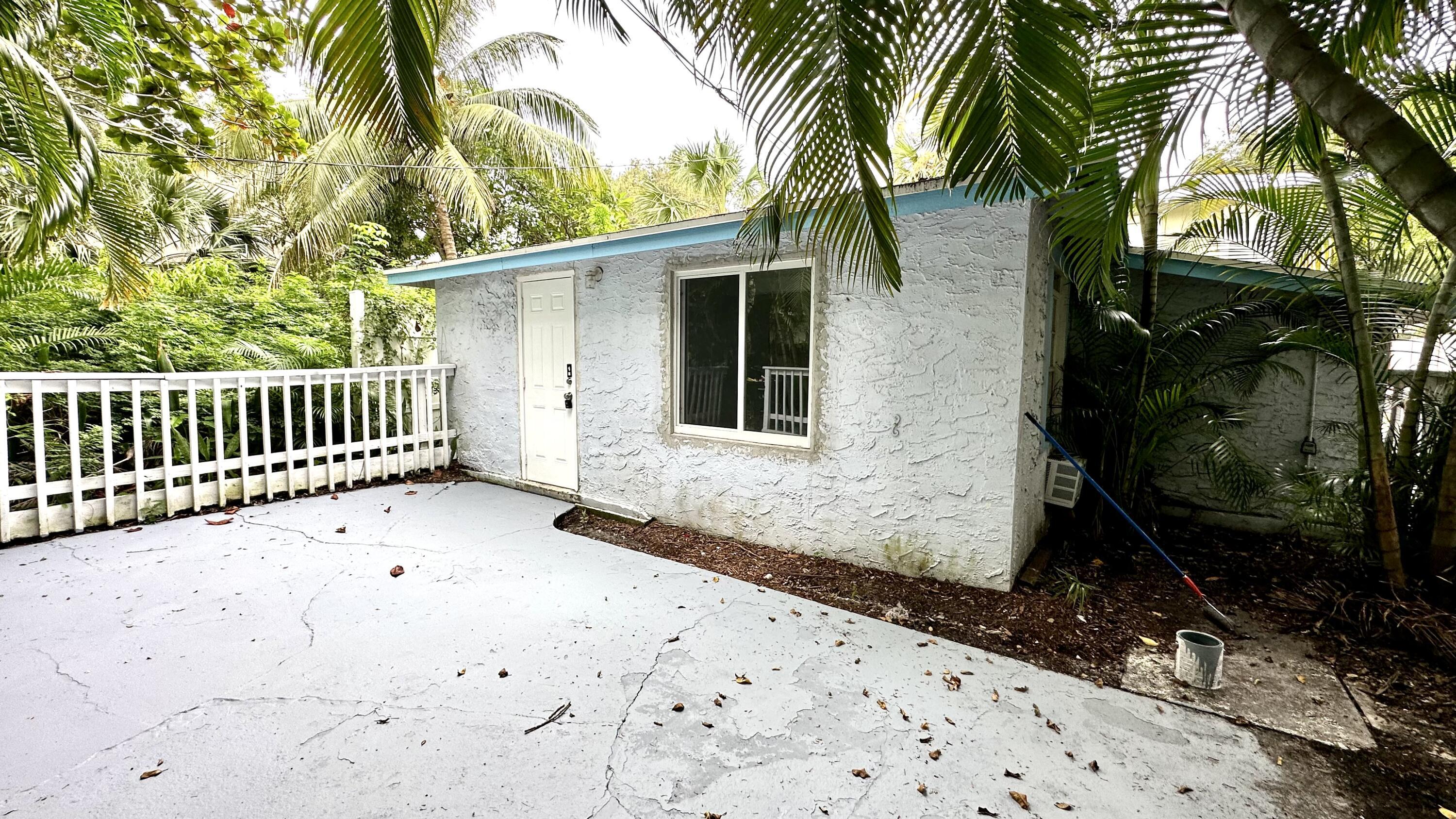 1BR – Apartment at 313 S Lakeside Drive #Unit 2
