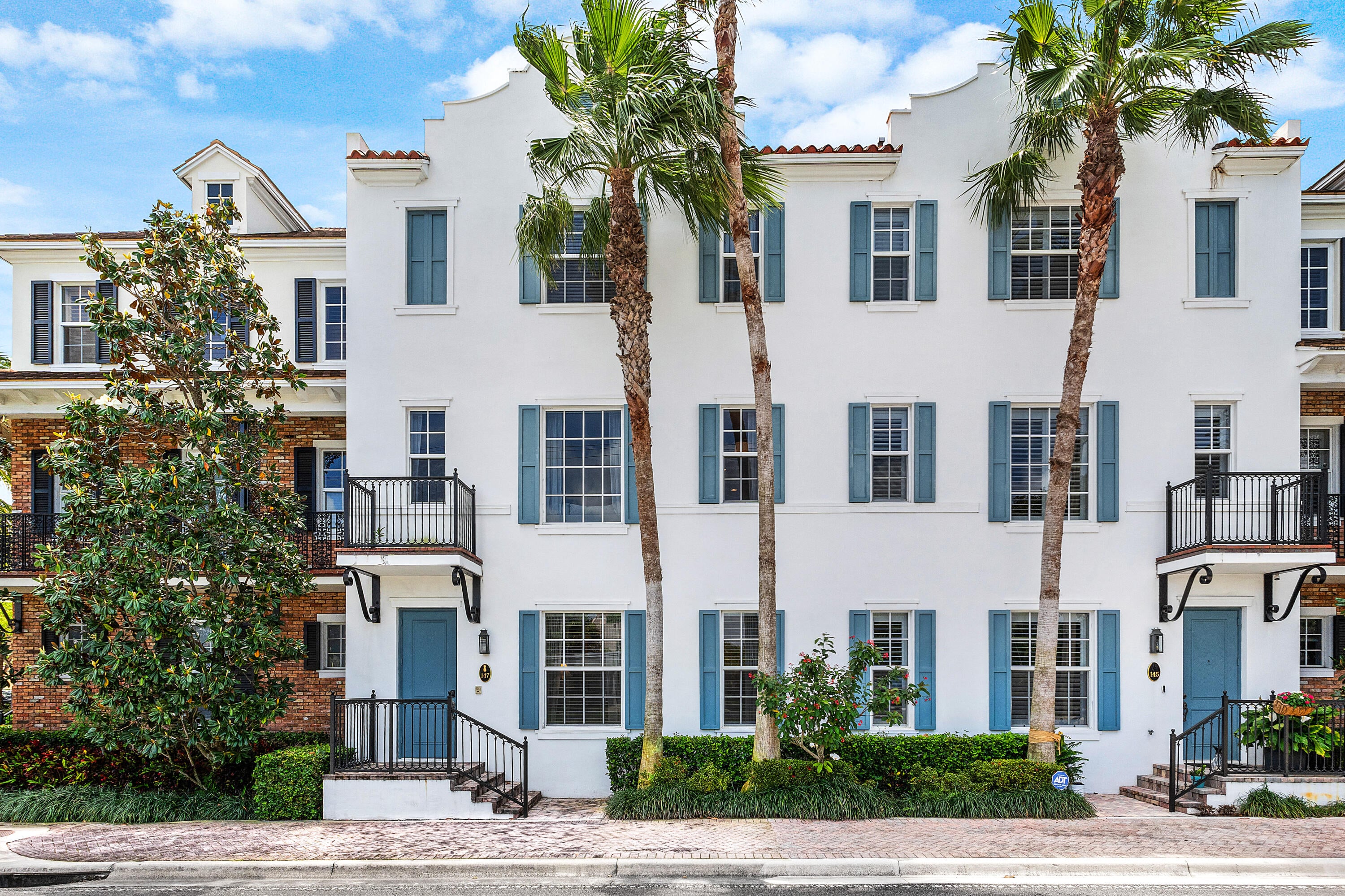 3BR – Townhouse at 147 N Cannery Row Circle
